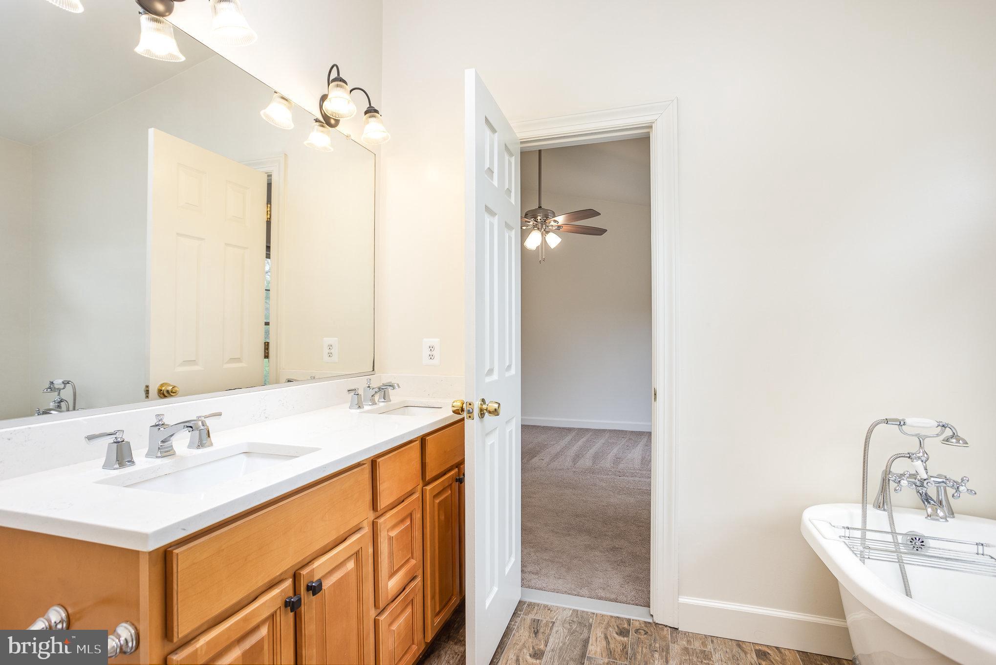 CHAPEL GATE - Residential