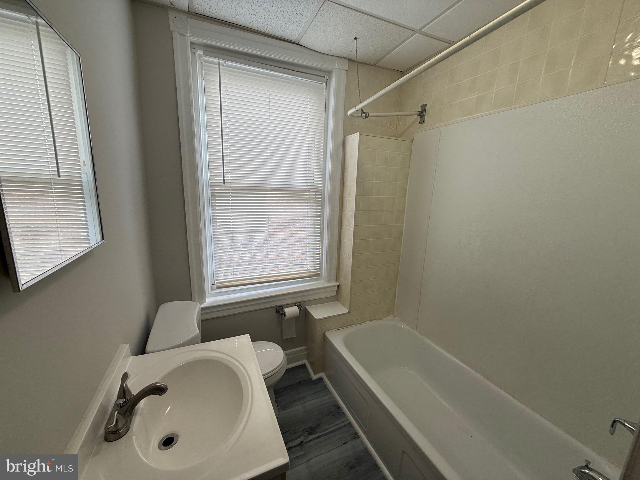 WISSINOMING - Residential Lease