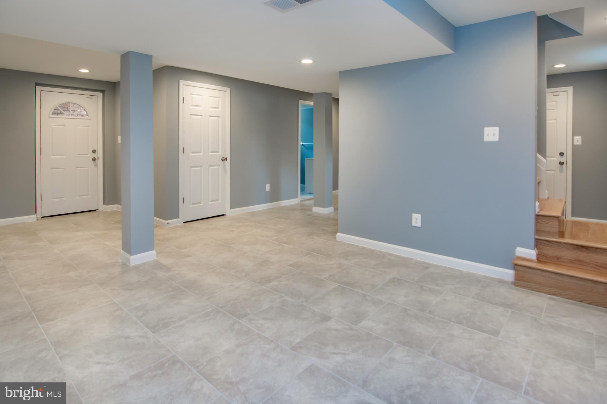 COLEBROOKE - Residential