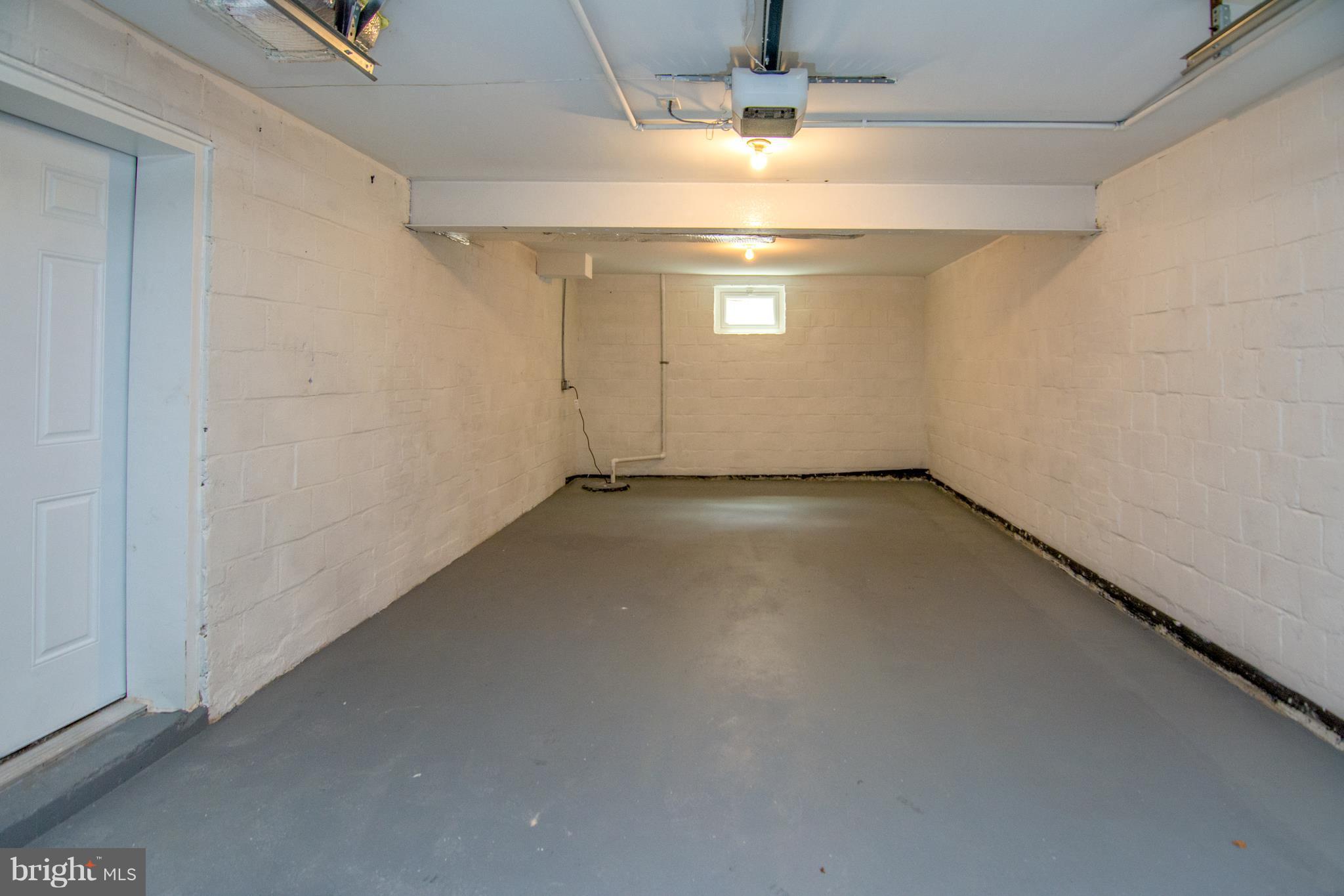 COLEBROOKE - Residential