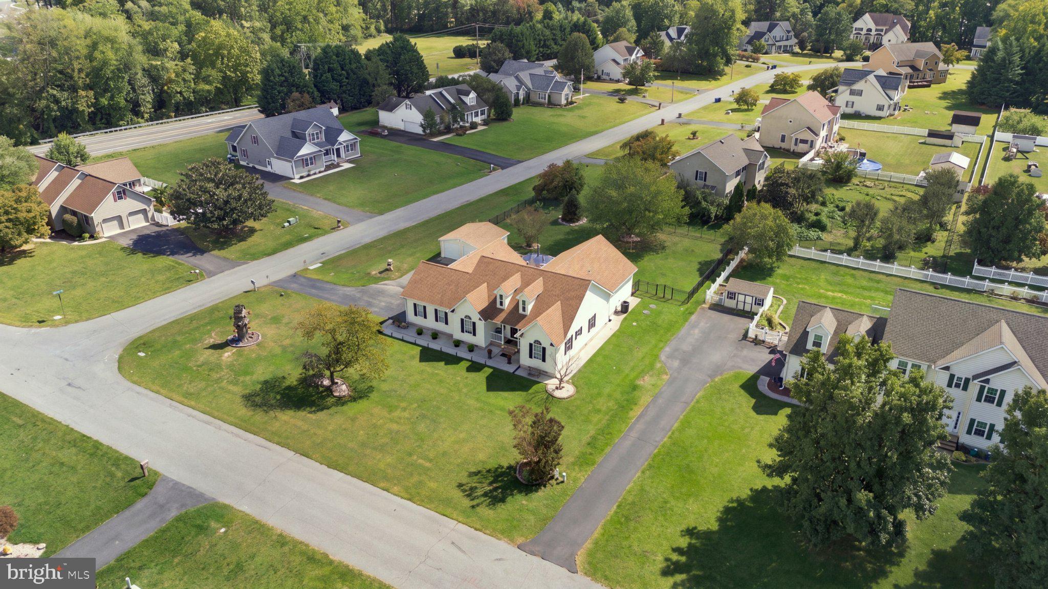 61 DERBYWOOD CIRCLE