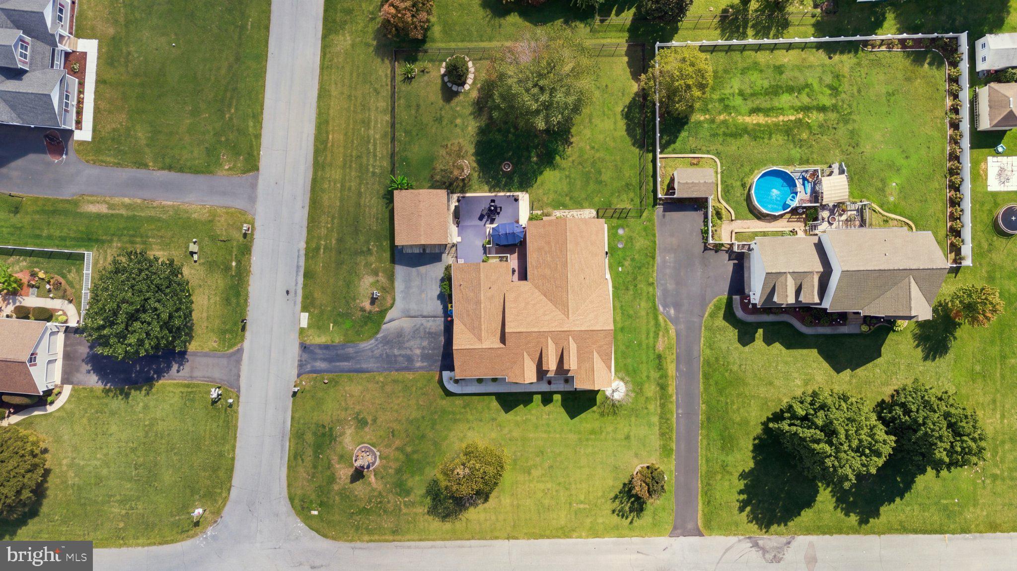 61 DERBYWOOD CIRCLE