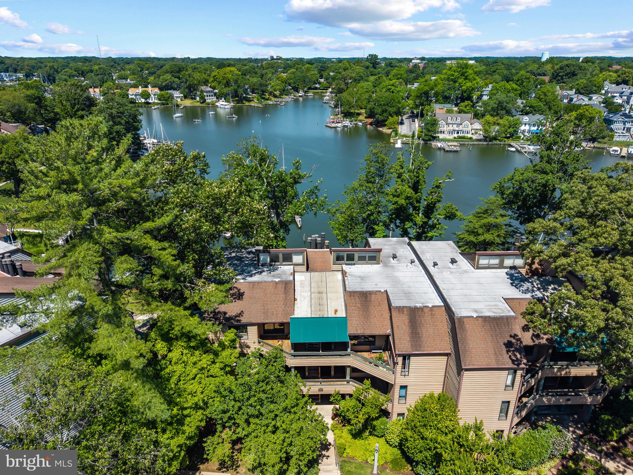 6 PRESIDENT POINT DRIVE B3