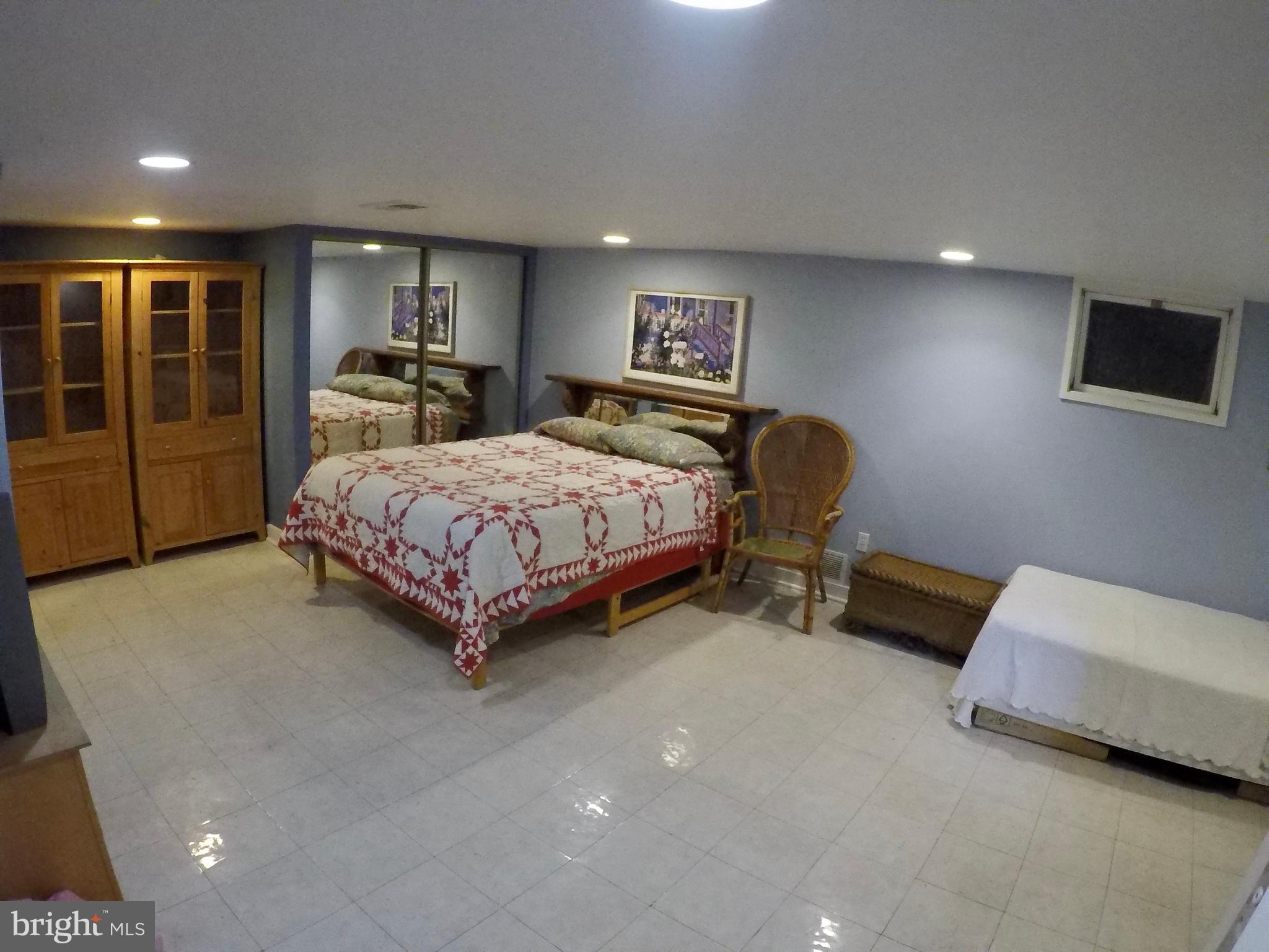 COLONIAL PARK - Residential