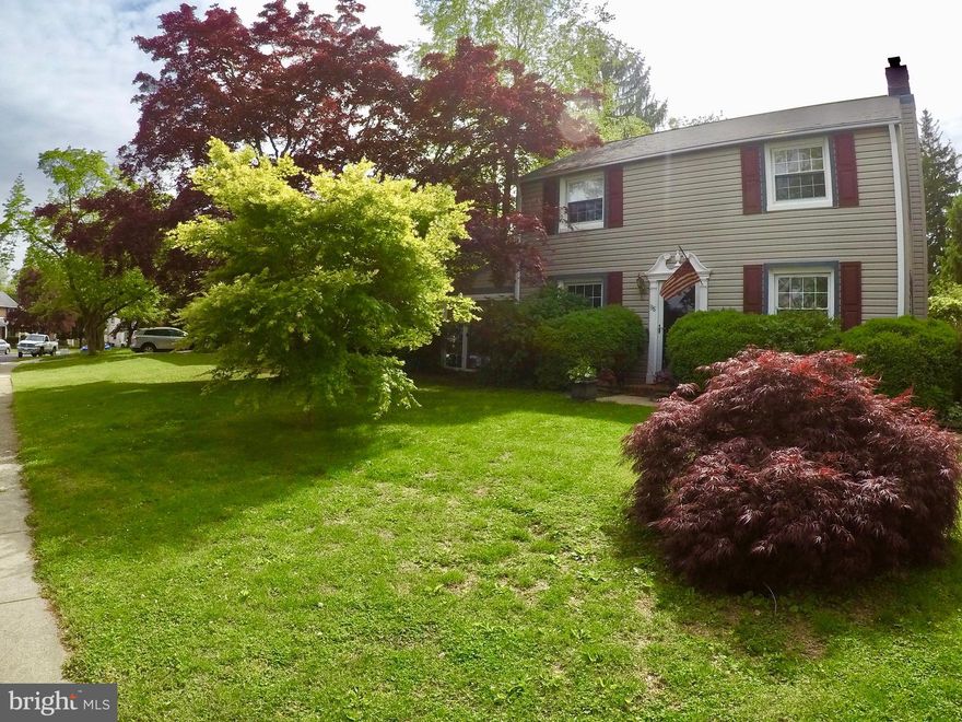 Looking for Springfield School District? Come visit this Country French Garden Retreat.Beautifully landscaped, 3-bedroom, 2 bath home on a fantastic neighborhood block.As you enter, the living room is spacious enough for a full sectional and entertainment center. To the right you will enter the dining and kitchen areas.  The bright and cheery dining nook has an 8ft table with built in seating to accommodate up to 14 guests. Built in shelving in the dining area allows for display of your china or other treasures.  The kitchen is open to the dining but divided by a peninsula that has double sided, easy access cabinets.  The kitchen has ample cabinet space and pantry for storage.  Butcher block countertop areas make it easy for meal prep. Also on this level is a bonus sunroom accessed through the living room.  This 4 season sunroom has 3 sliders and radiant floor heat to keep you warm in the winter. Proceeding to the second level you will notice fresh paint and hardwood floors through.  There are 3 nice sized bedrooms and a full bath on this level. The bathroom boasts an extra deep soaking tub for 2.  The closets have built in shelving and hanging areas for your convenience. The basement is finished with a full bath.  This room has plenty of space for an entertainment area or playroom. Notice the generously sized closet with mirrored sliding doors making this room look even larger.  The full bathroom was recently renovated and features a large walk-in shower area with maintenance free walls. The utility area has plenty of room for storage, a work bench area, and extra-large utility tub. From the kitchen, there are French doors leading out to your beautiful, private backyard, surrounded with mature trees, perennials and shrubs.   Full grown Wisteria drapes over the pergola and patio area. Enjoy entertaining and dining al fresco in your backyard oasis.  A level yard with in ground concrete pool will keep the kids happy and occupied. A permanent concrete shed houses pool and patio supplies. Just steps to Netherwood Park. Close to Malls, Restaurants, and Medical Facilities.  Minutes to major highways, I-95 and Blue Route 476.  Within 15 mins of the Philadelphia Airport and Wilmington DE.1 Year Home Warranty Included  Currently, there is a tenant occupying the home but possession is negotiable.