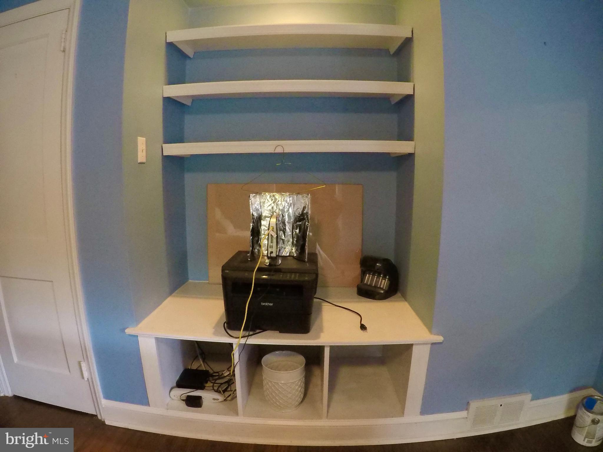 COLONIAL PARK - Residential