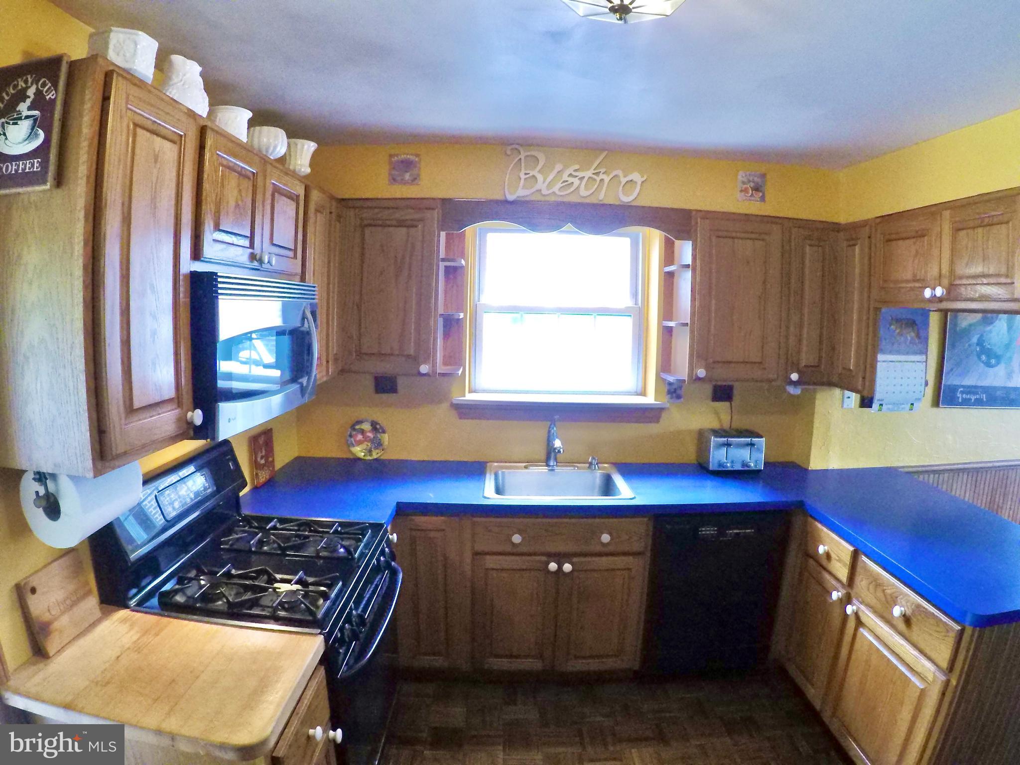 COLONIAL PARK - Residential