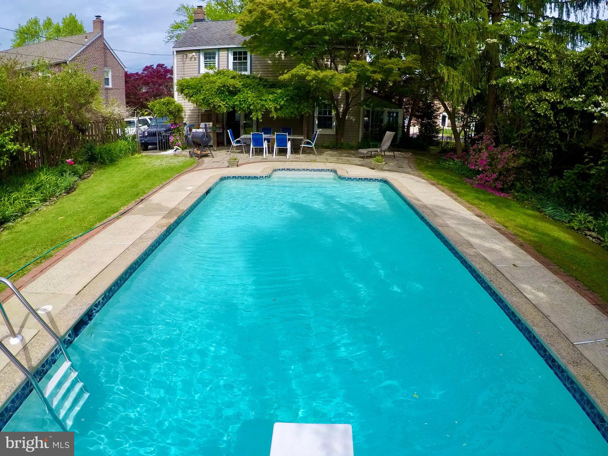 COLONIAL PARK - Residential