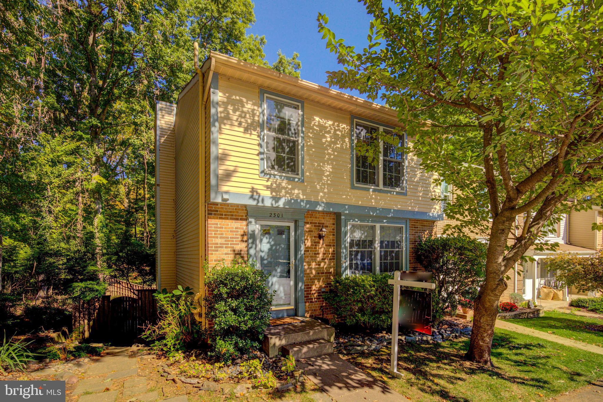 RESTON - Residential