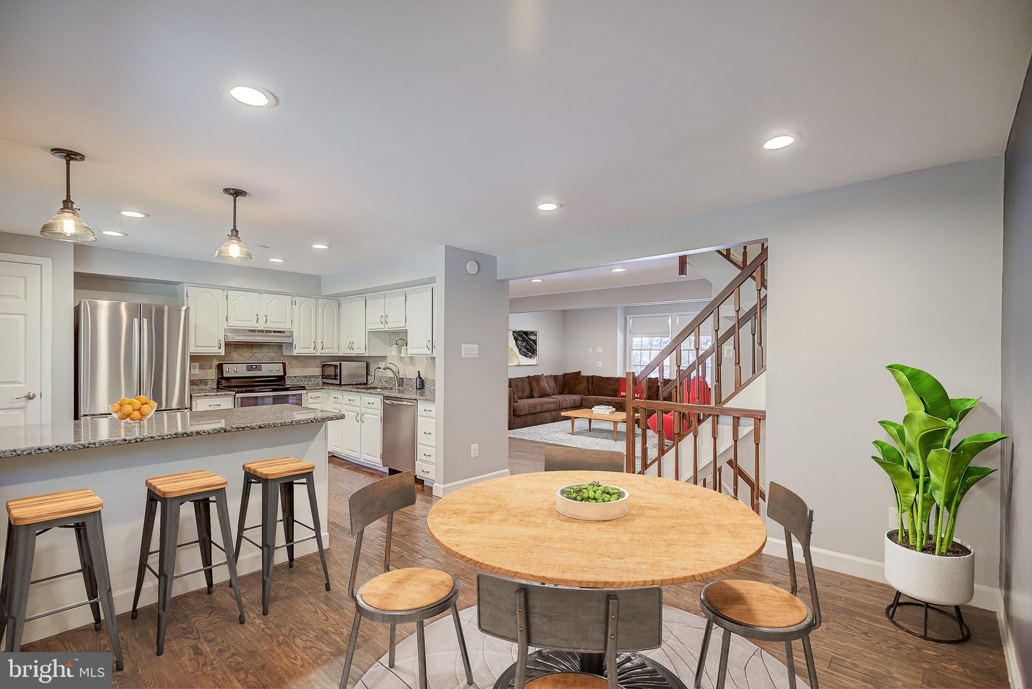 RESTON - Residential