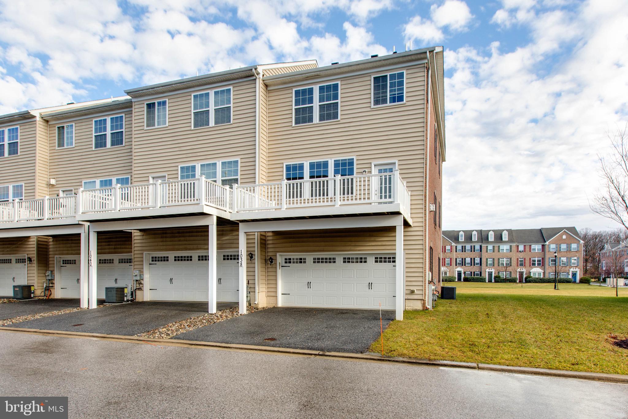 BUCKINGHAM - Residential Lease