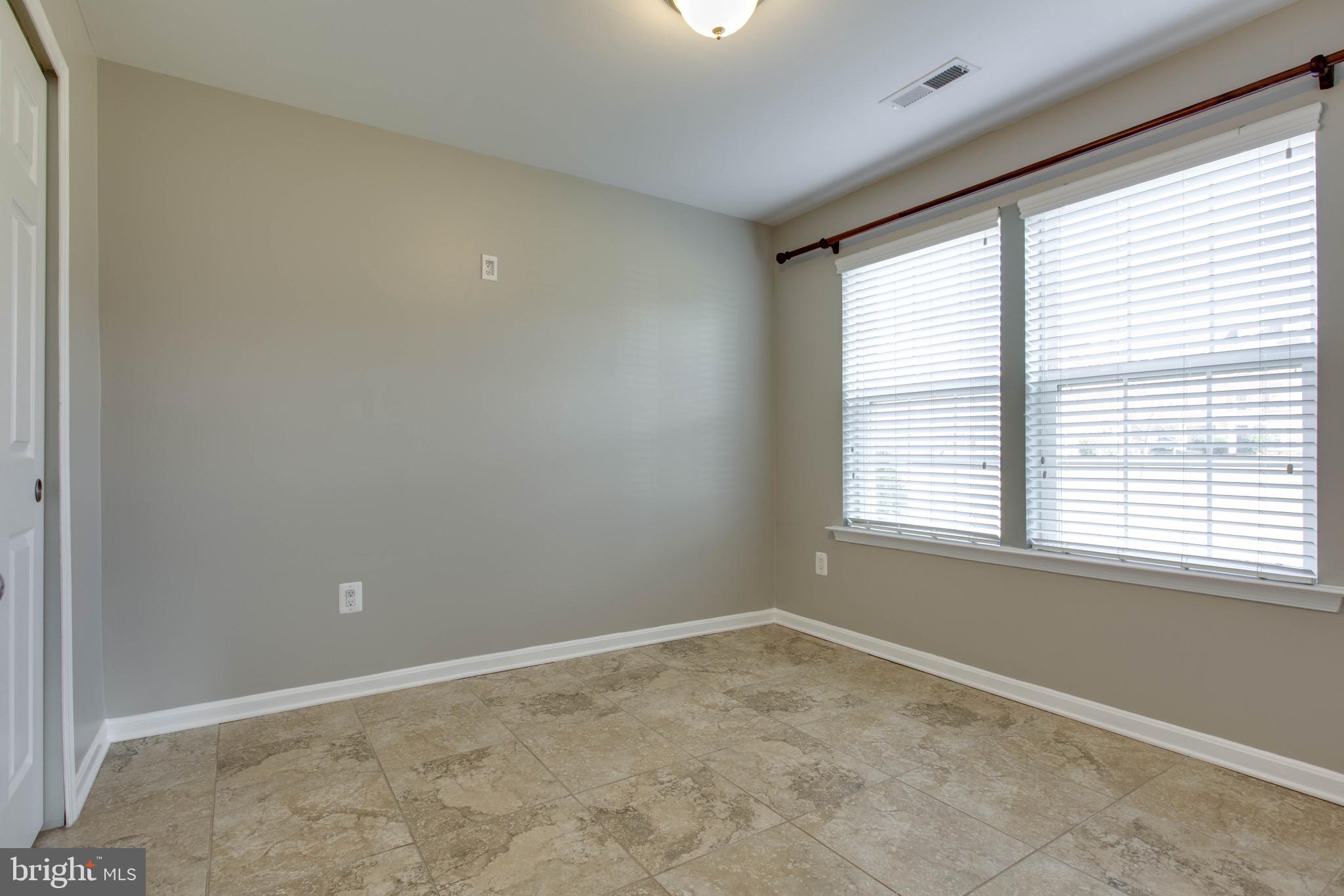 BUCKINGHAM - Residential Lease