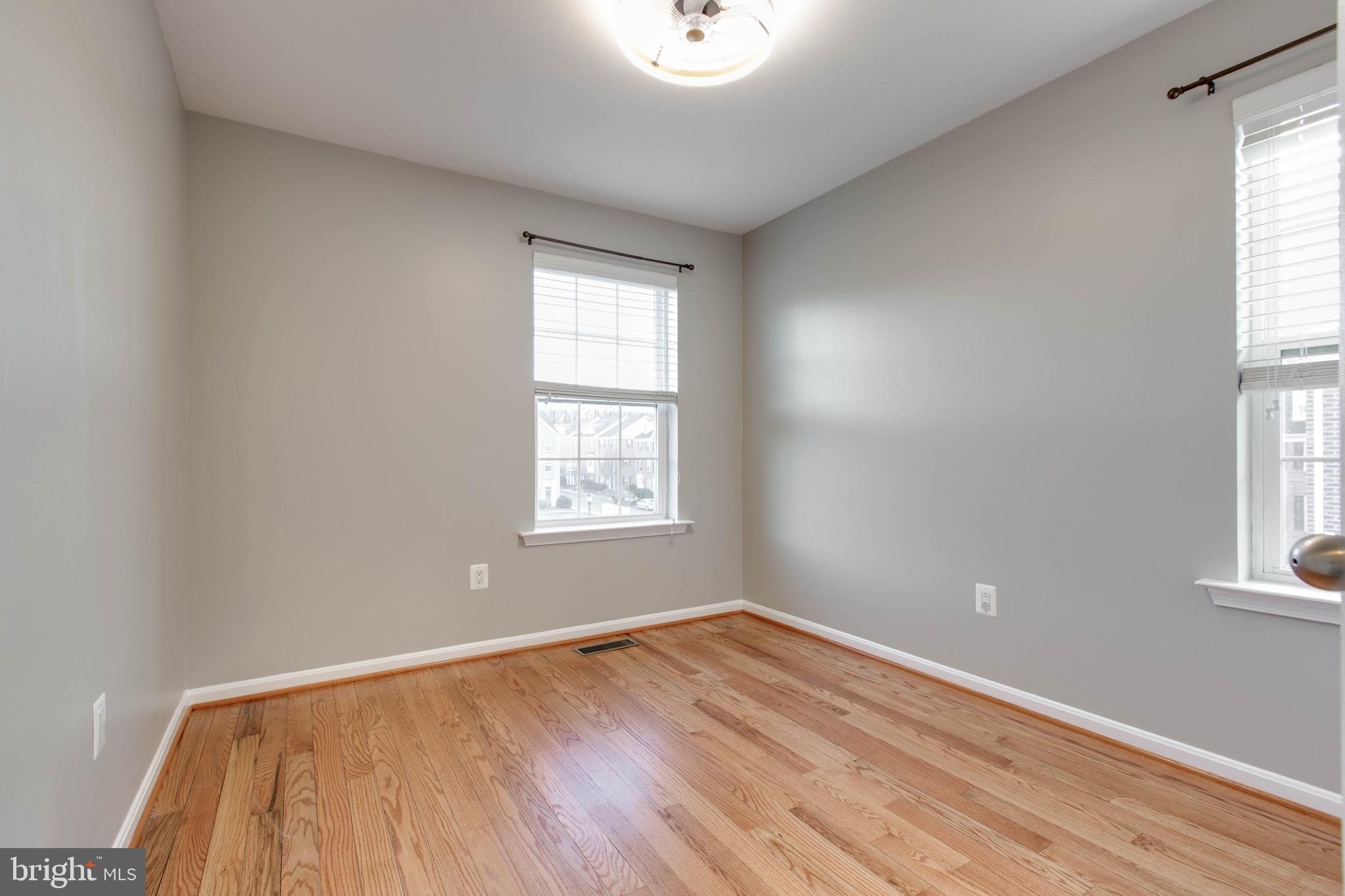 BUCKINGHAM - Residential Lease