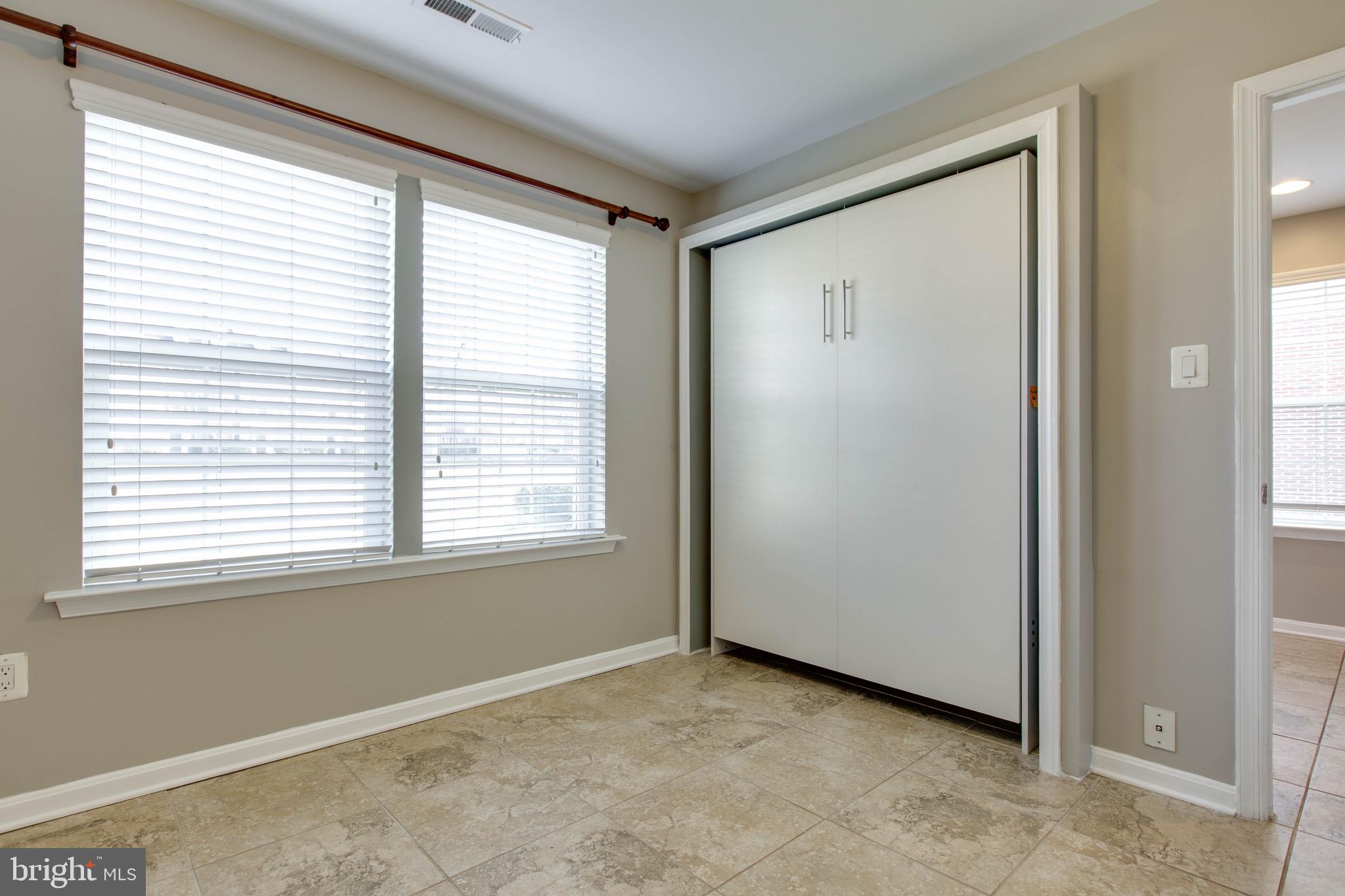 BUCKINGHAM - Residential Lease