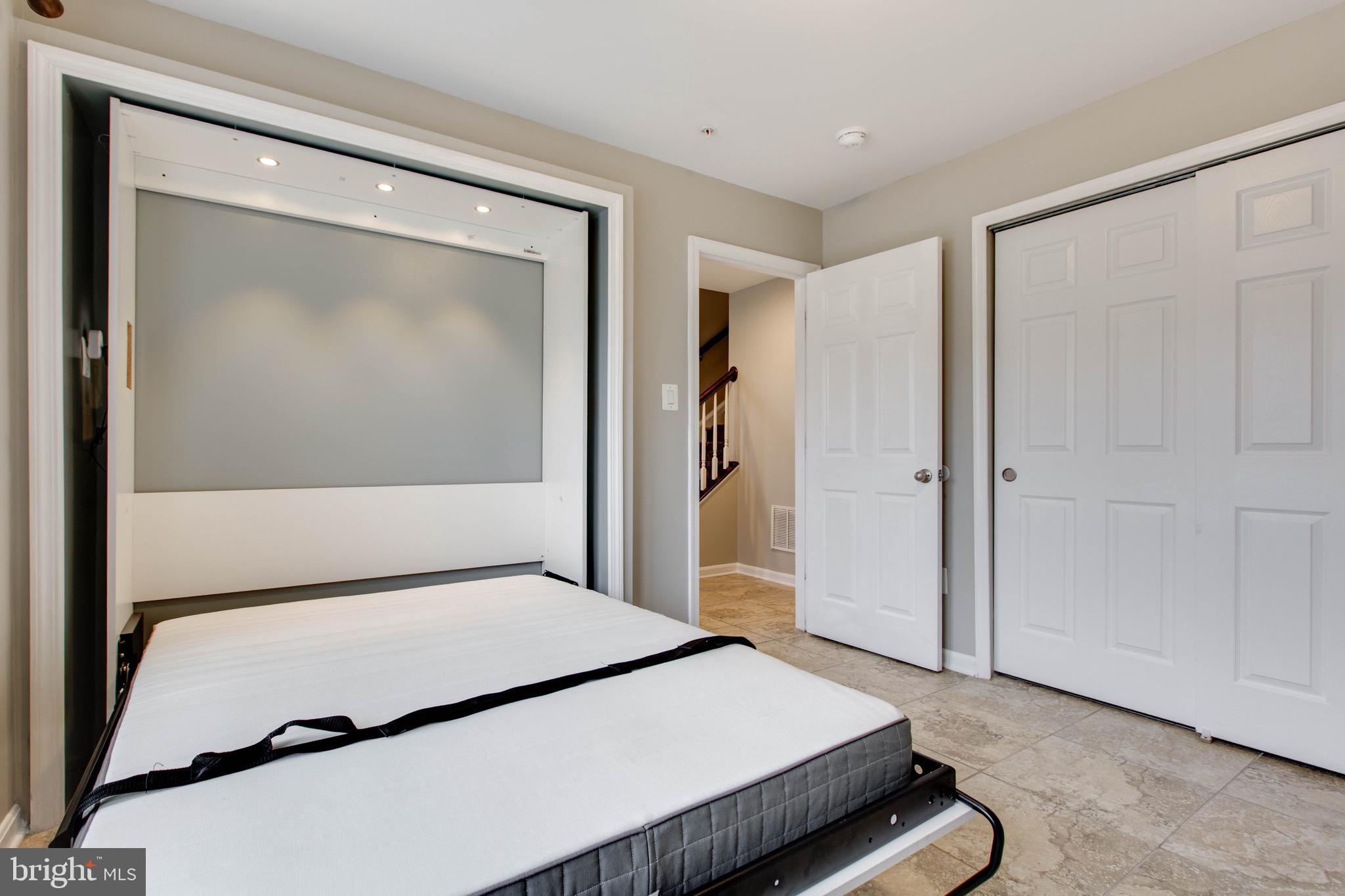 BUCKINGHAM - Residential Lease