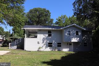 WHITE HOUSE HEIGHTS - Residential