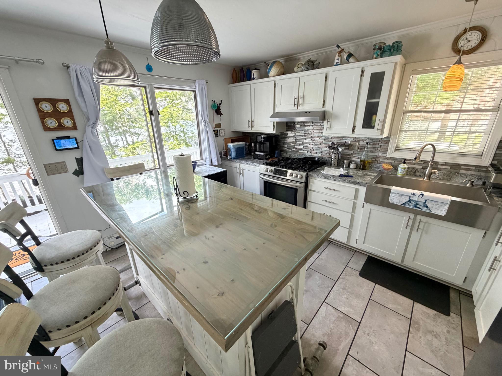 567 BEAR WOODS ROAD
