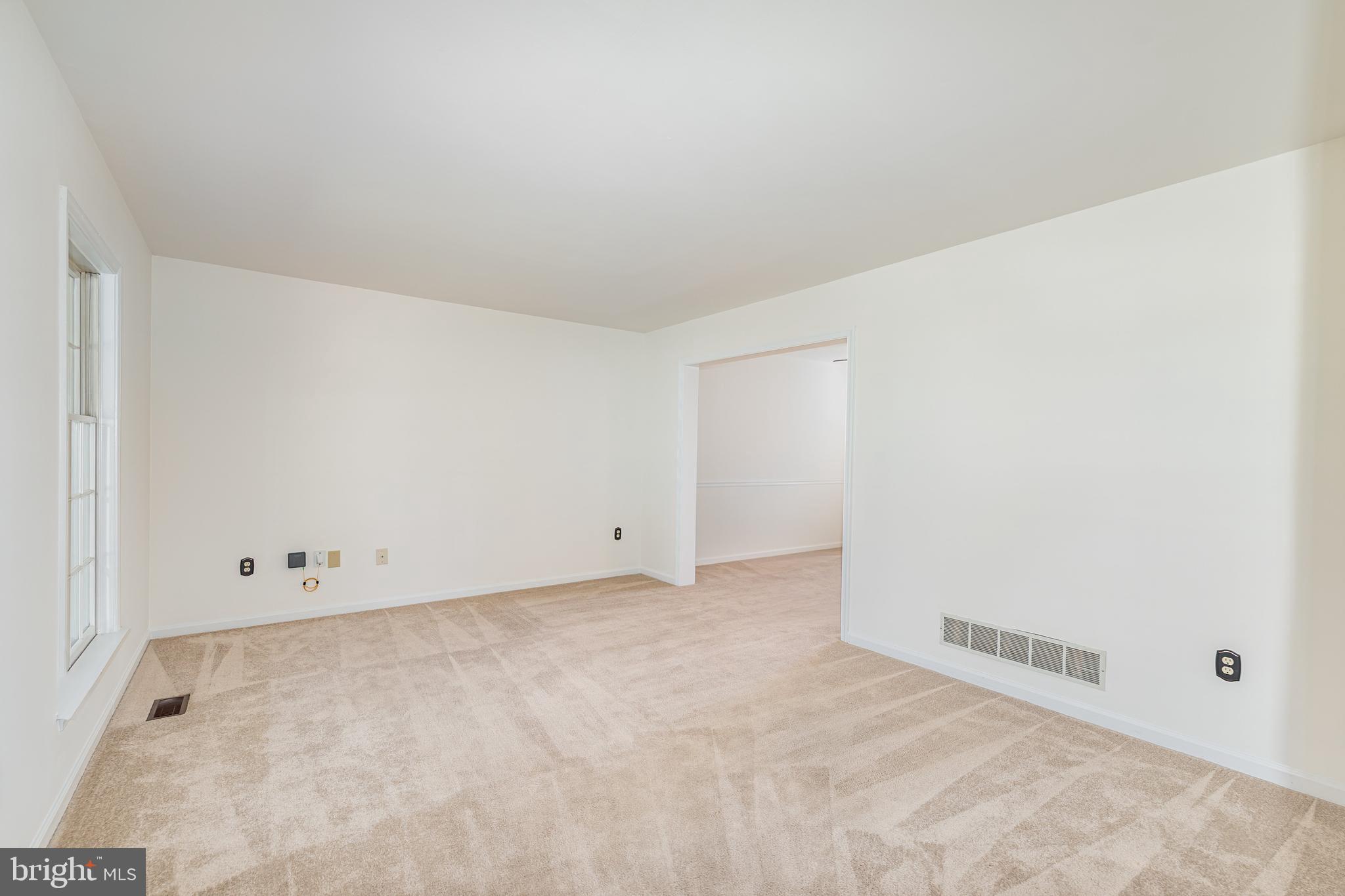 BAY VIEW ESTATES - Residential Lease