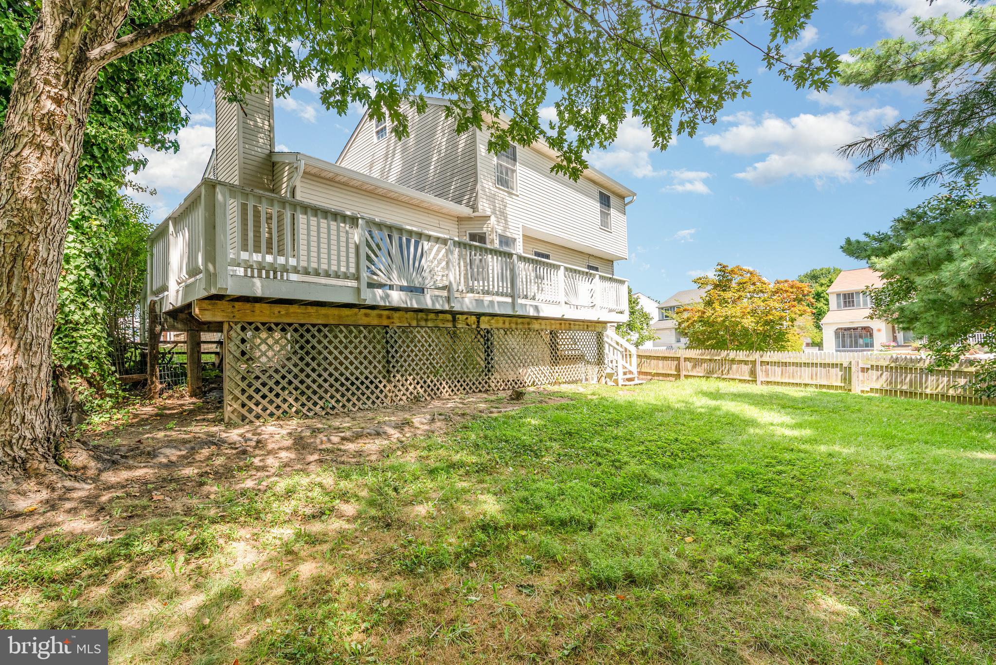 BAY VIEW ESTATES - Residential Lease