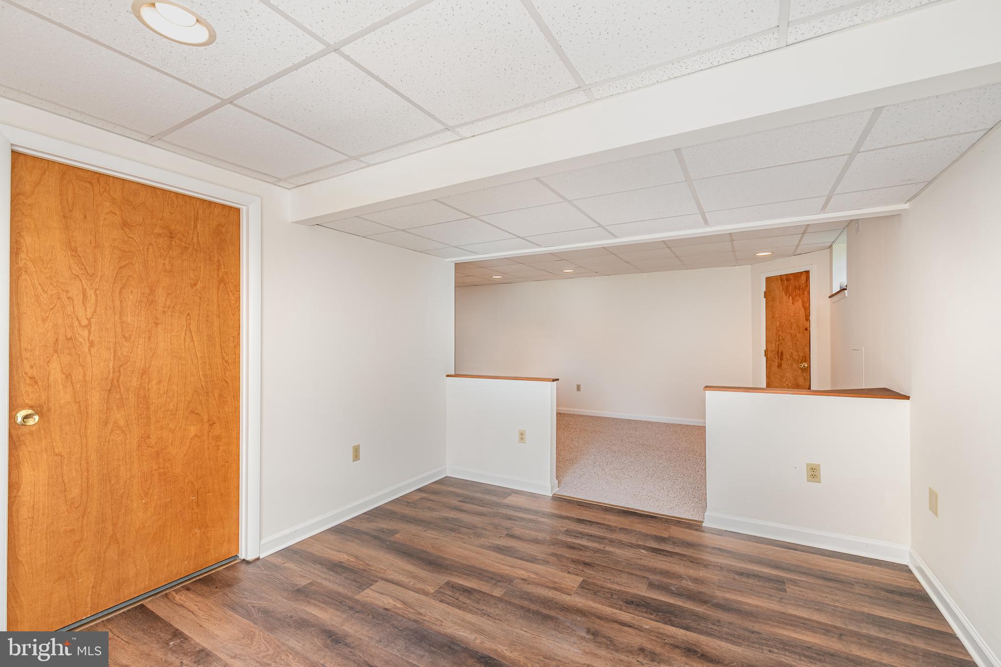 BAY VIEW ESTATES - Residential Lease