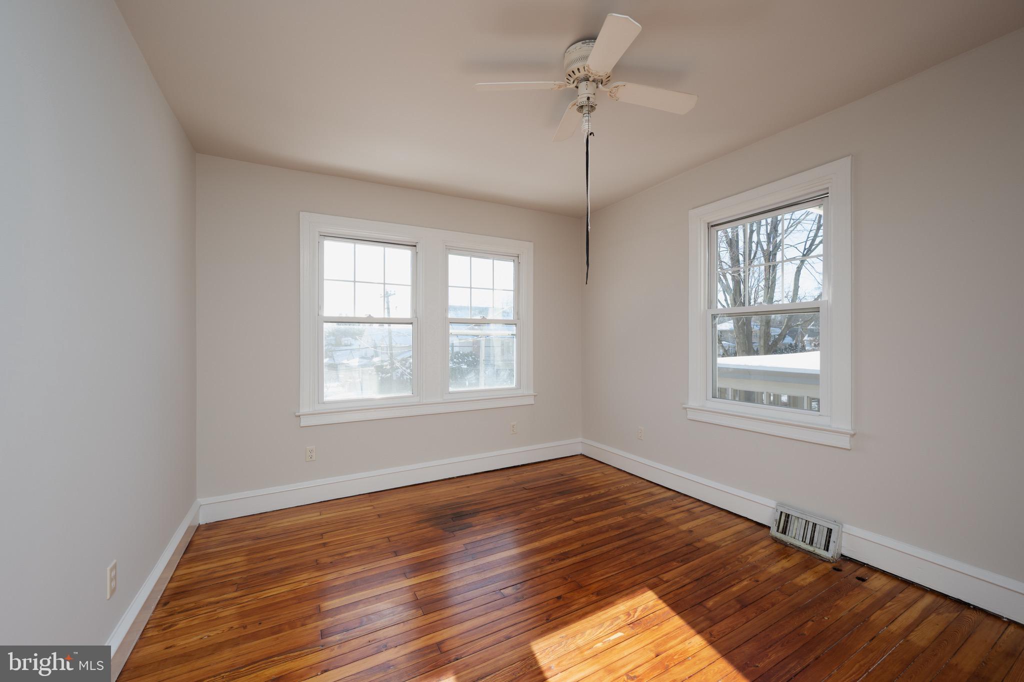 GLENSIDE - Residential