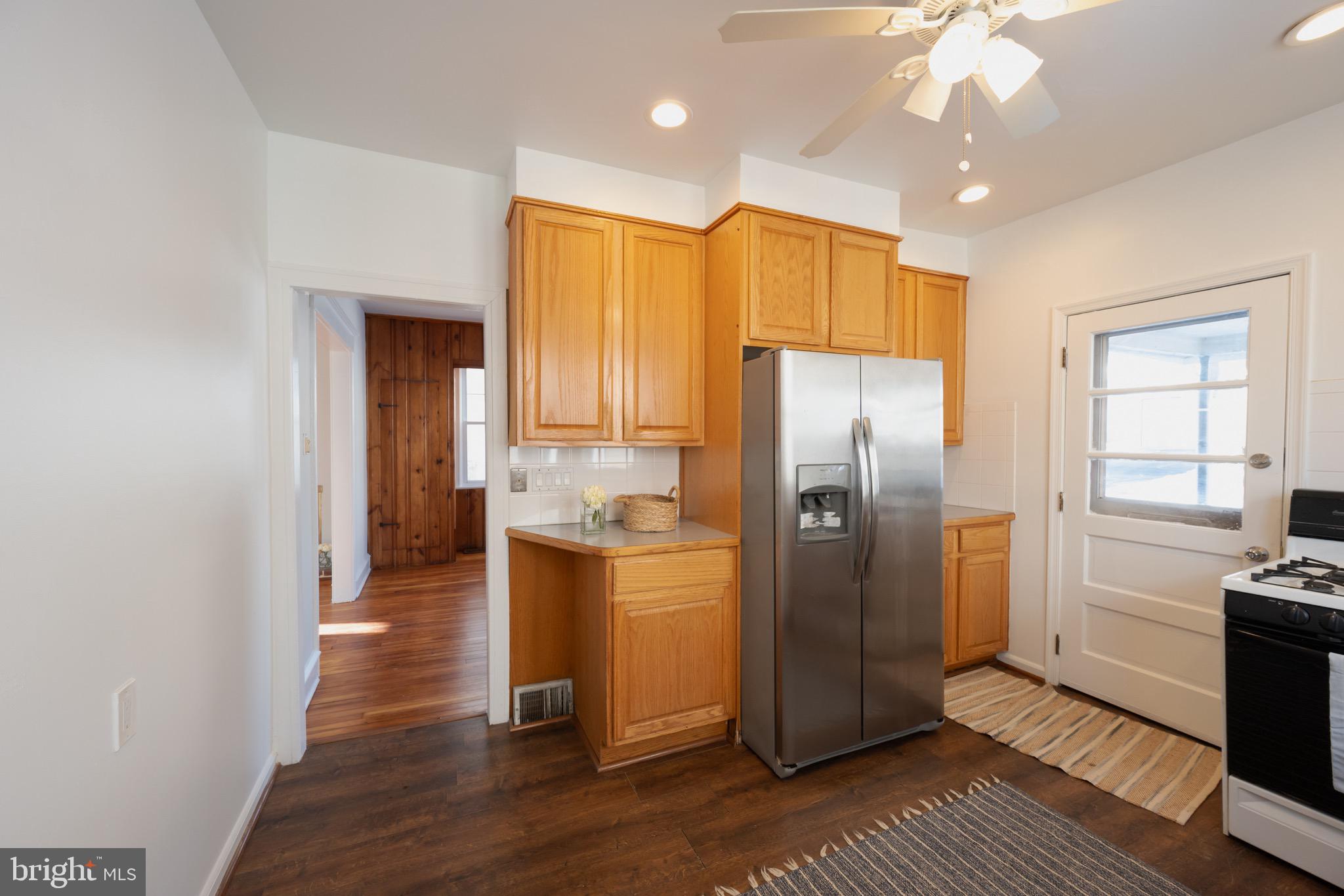 GLENSIDE - Residential