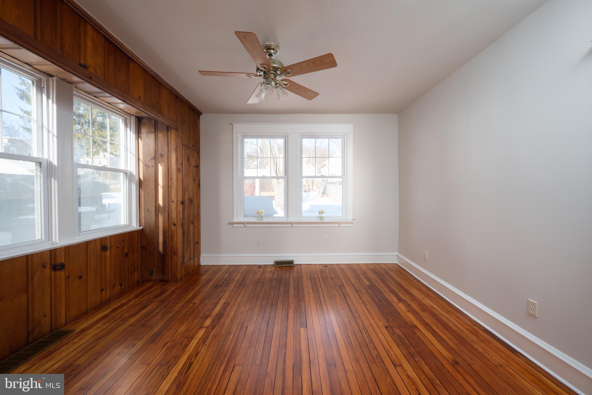 GLENSIDE - Residential