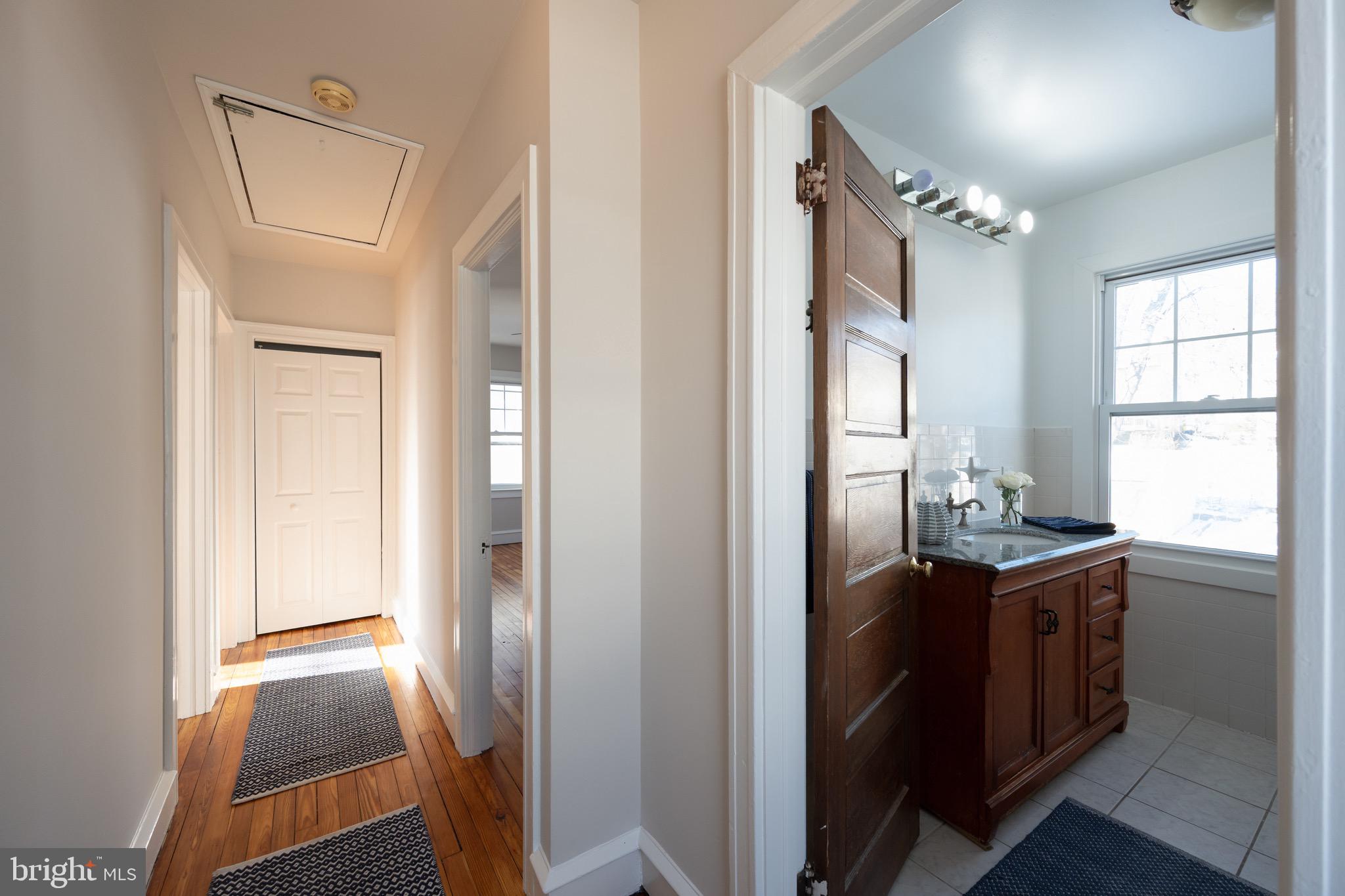 GLENSIDE - Residential