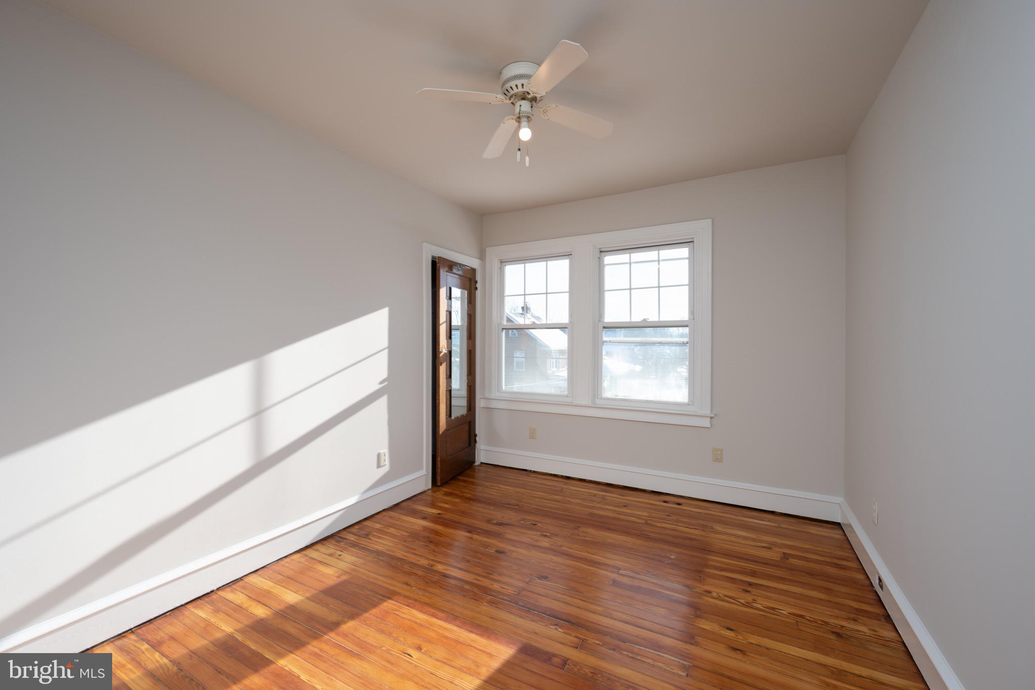 GLENSIDE - Residential