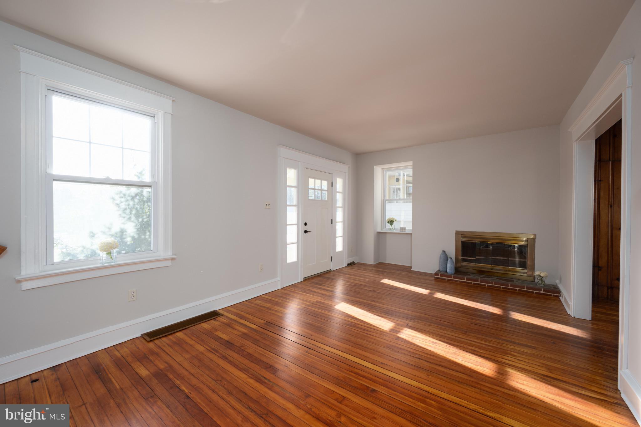 GLENSIDE - Residential