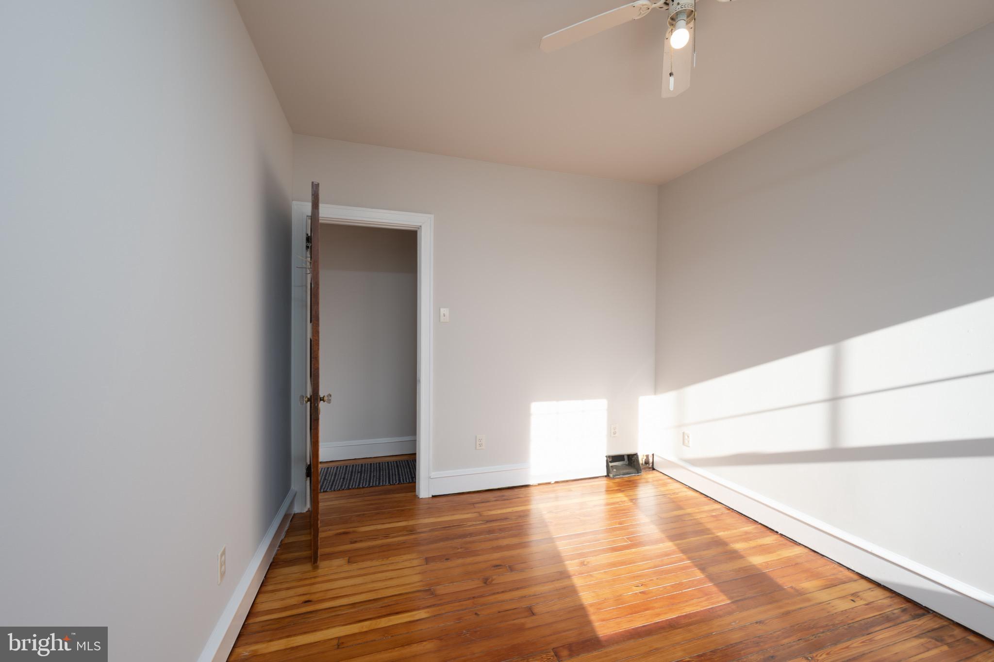 GLENSIDE - Residential