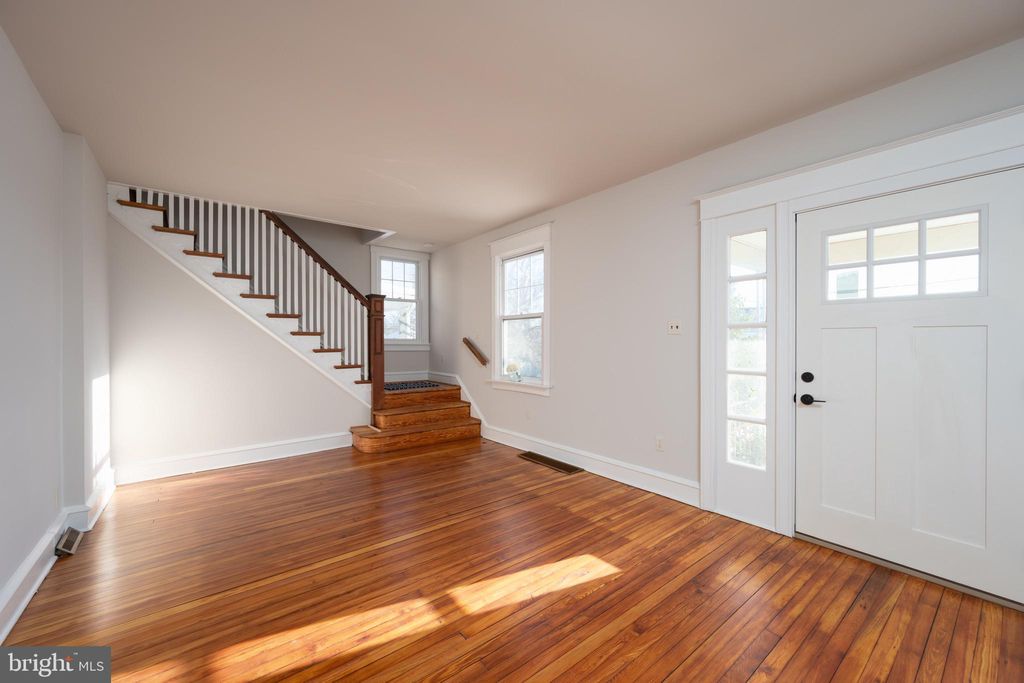 Photo of 2423 Jenkintown Road, GLENSIDE, PA 19038 (MLS # PAMC2165930)