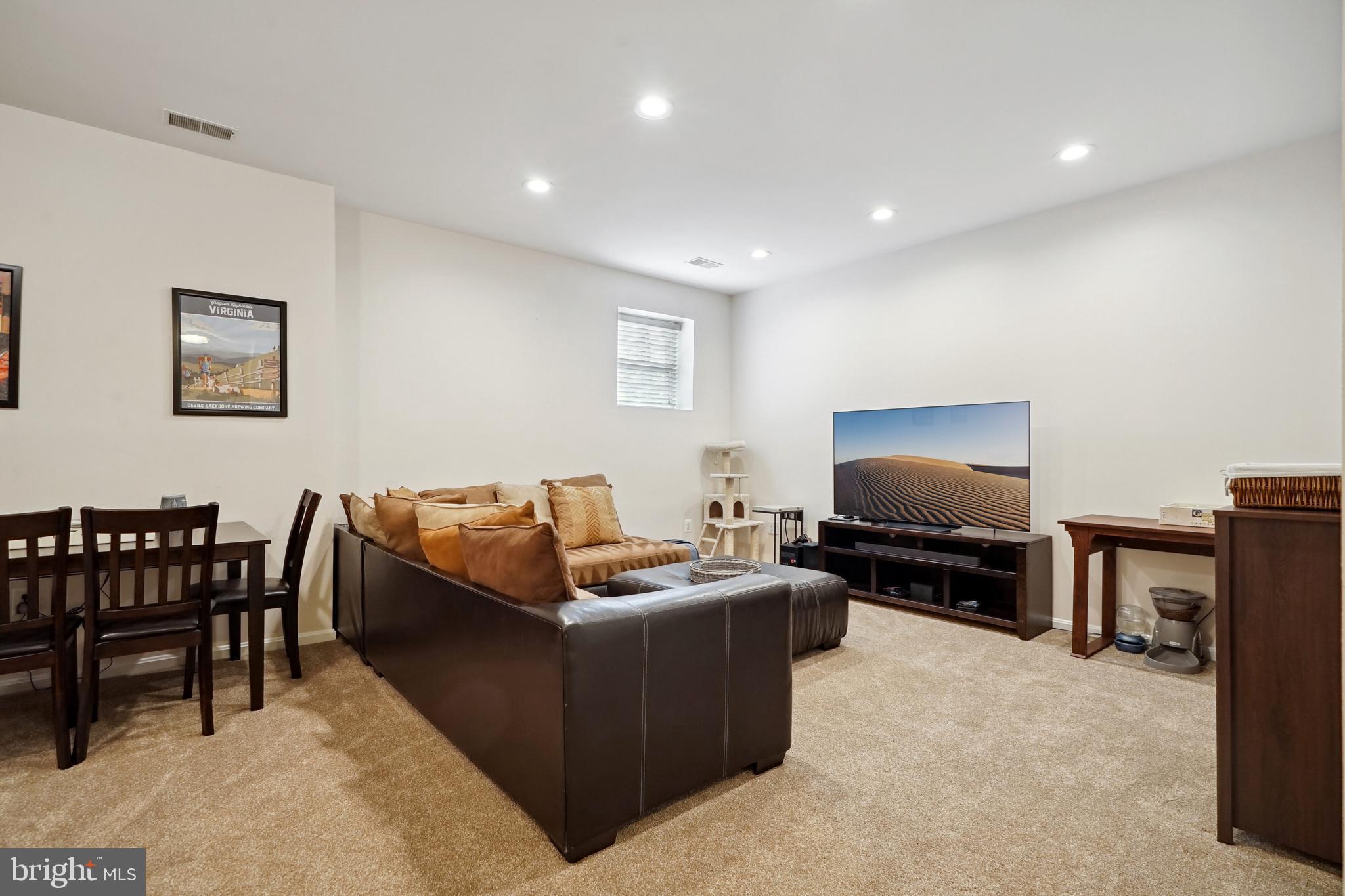 BELMONT BAY - Residential