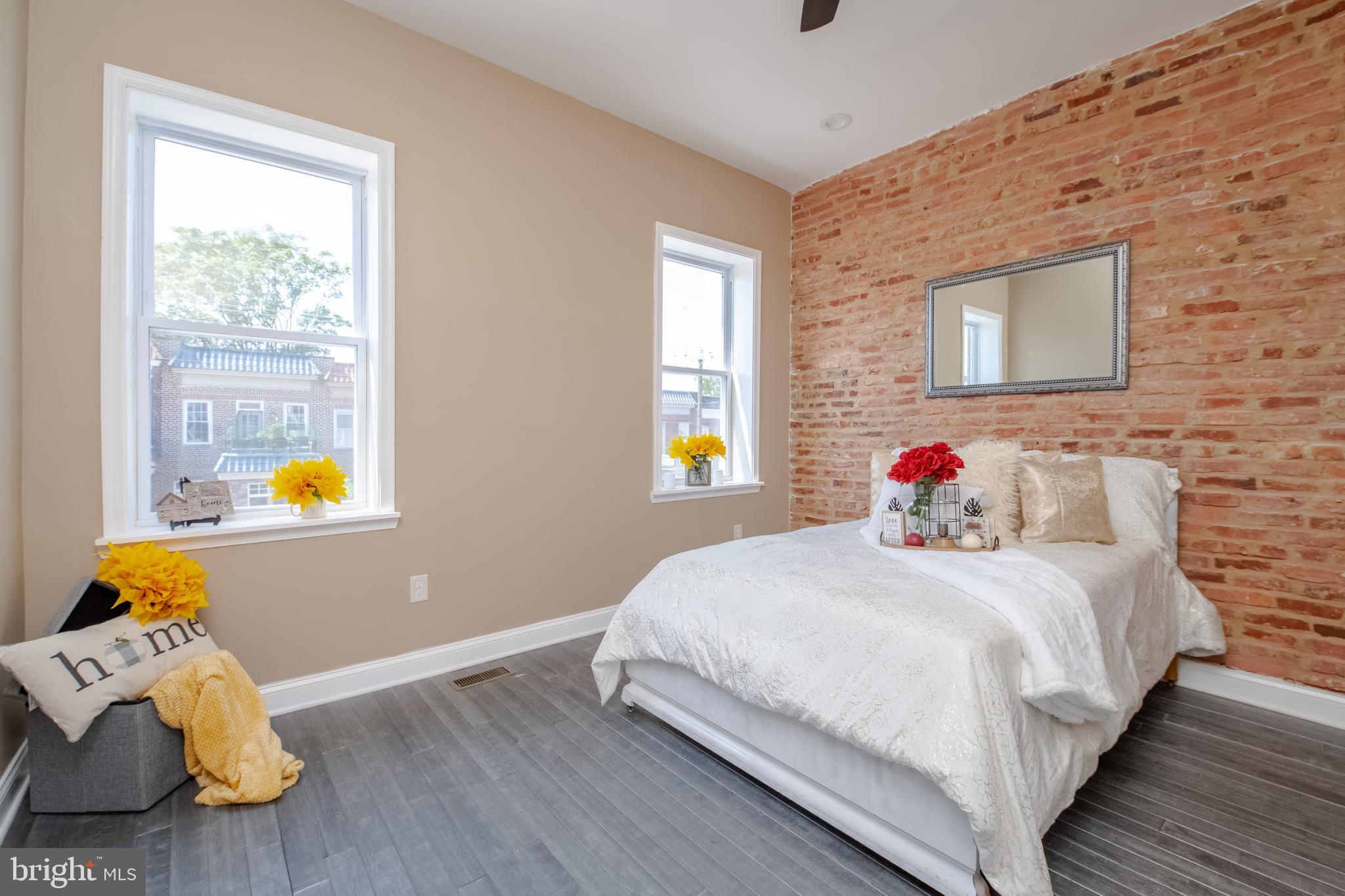 BROADWAY EAST - Residential