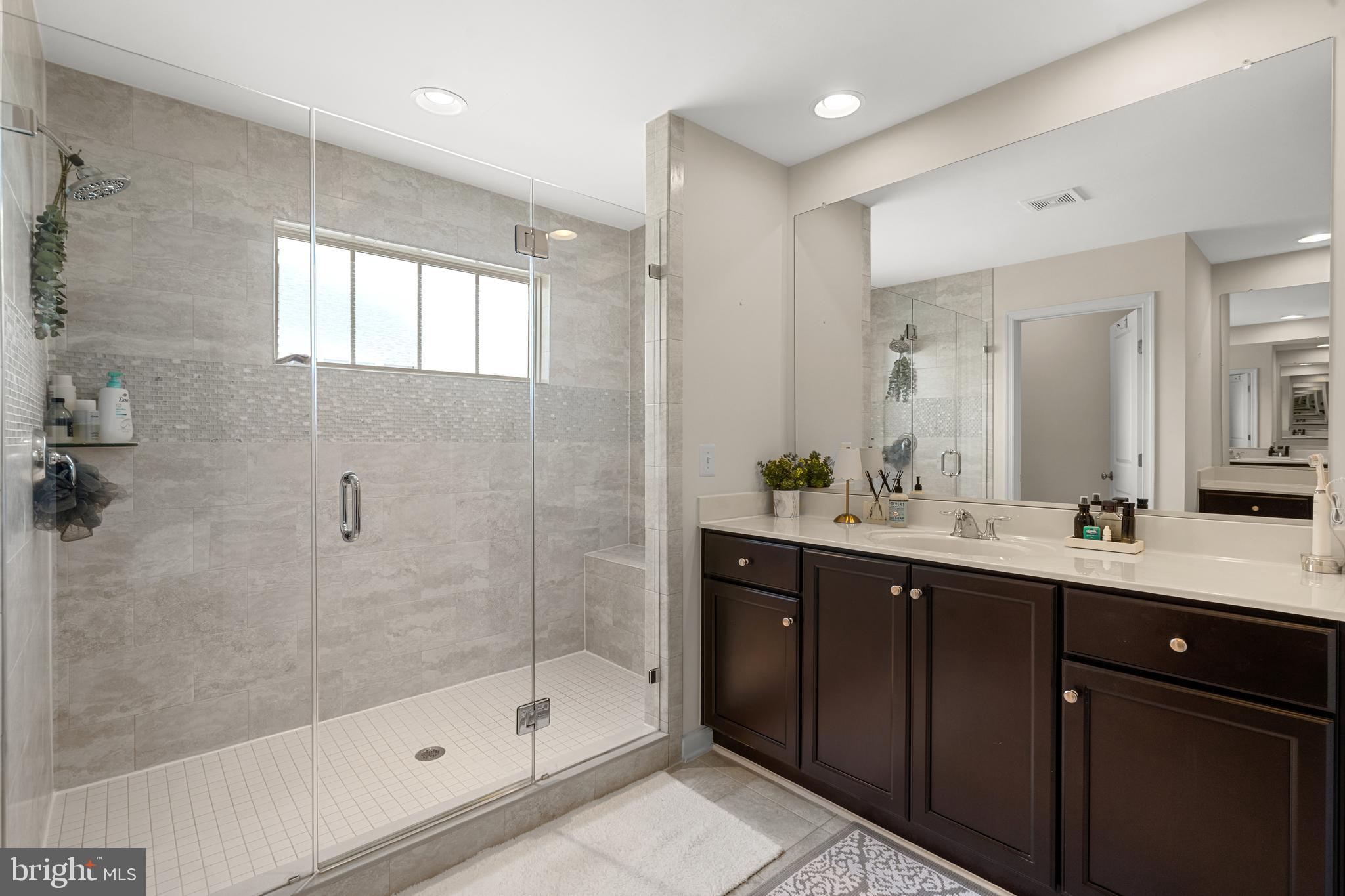 CAYDEN RIDGE - Residential