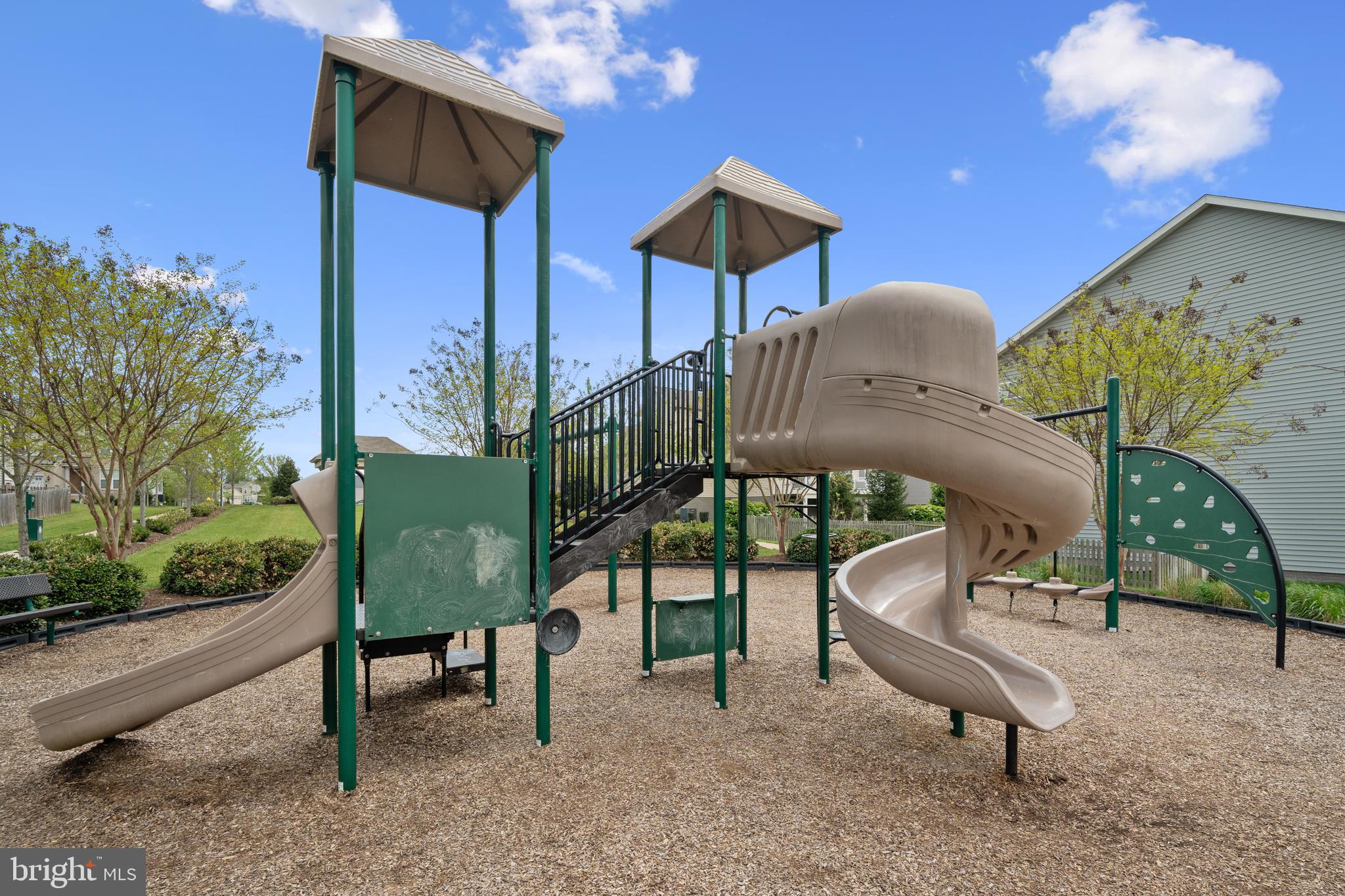 CAYDEN RIDGE - Residential