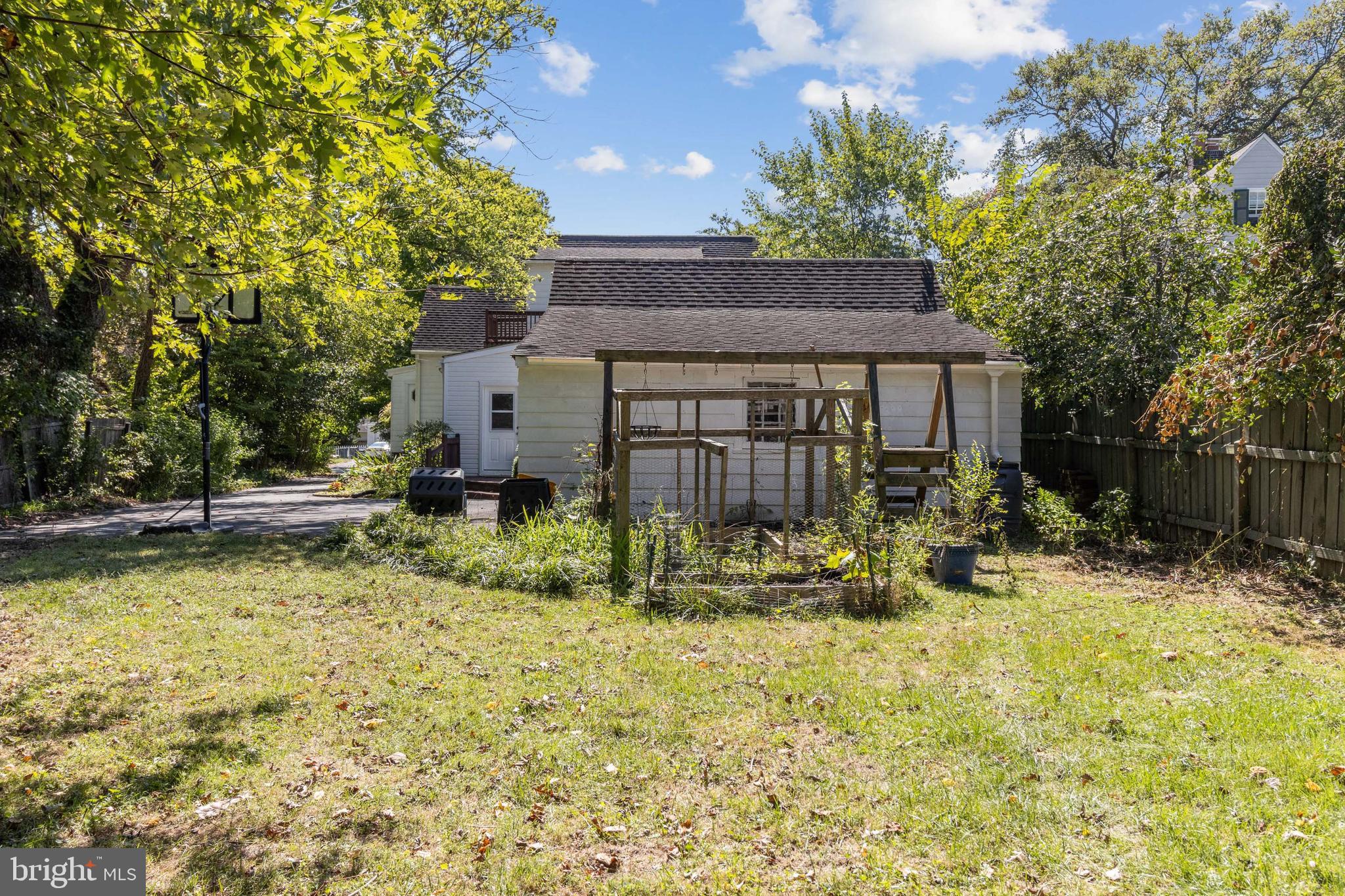 OAK FOREST - Residential