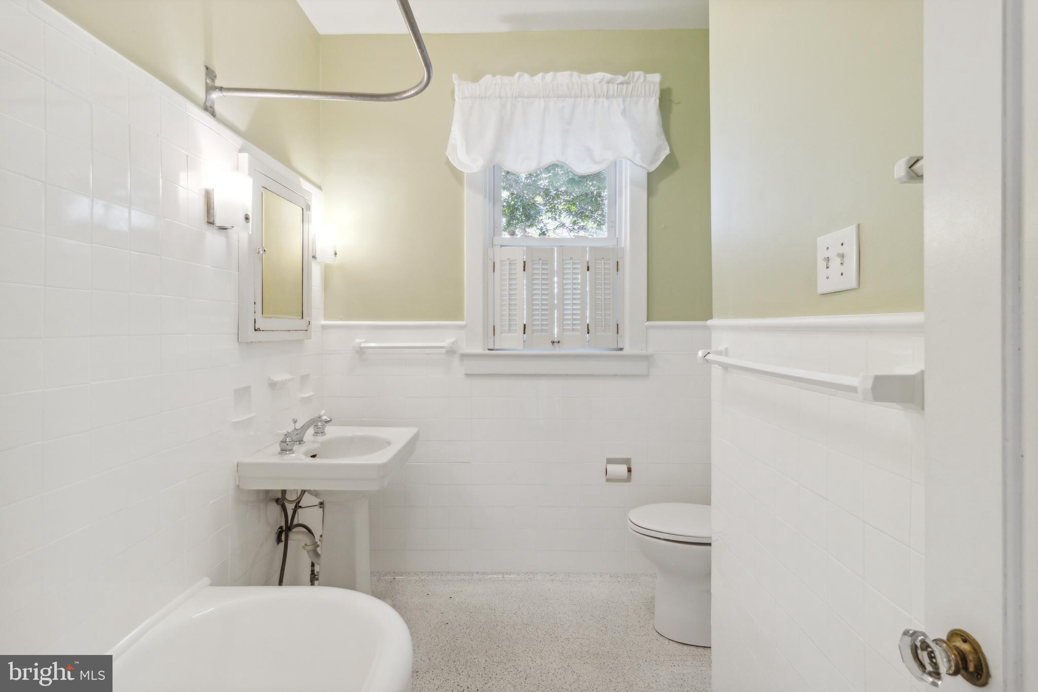 OAK FOREST - Residential