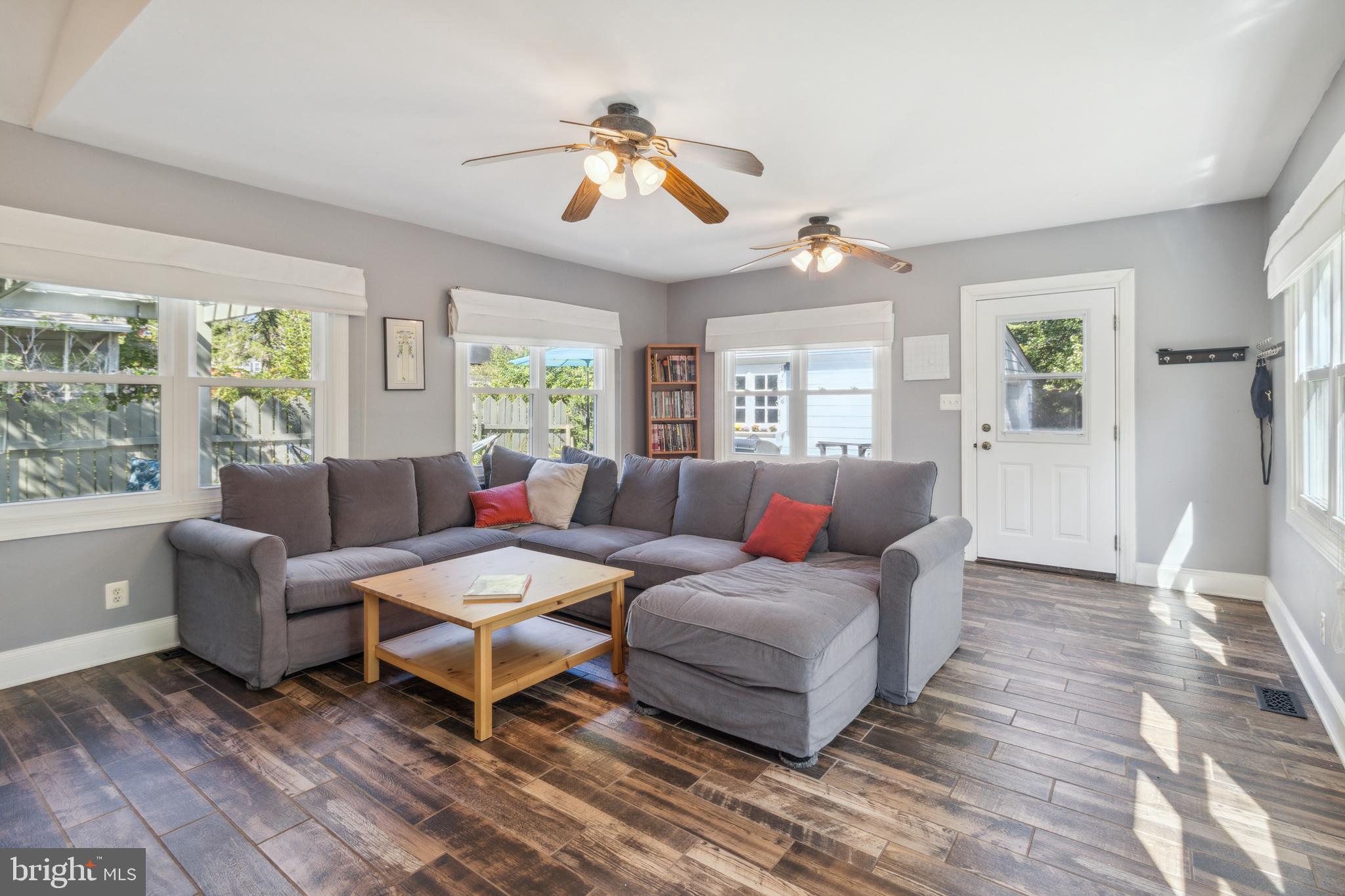 OAK FOREST - Residential