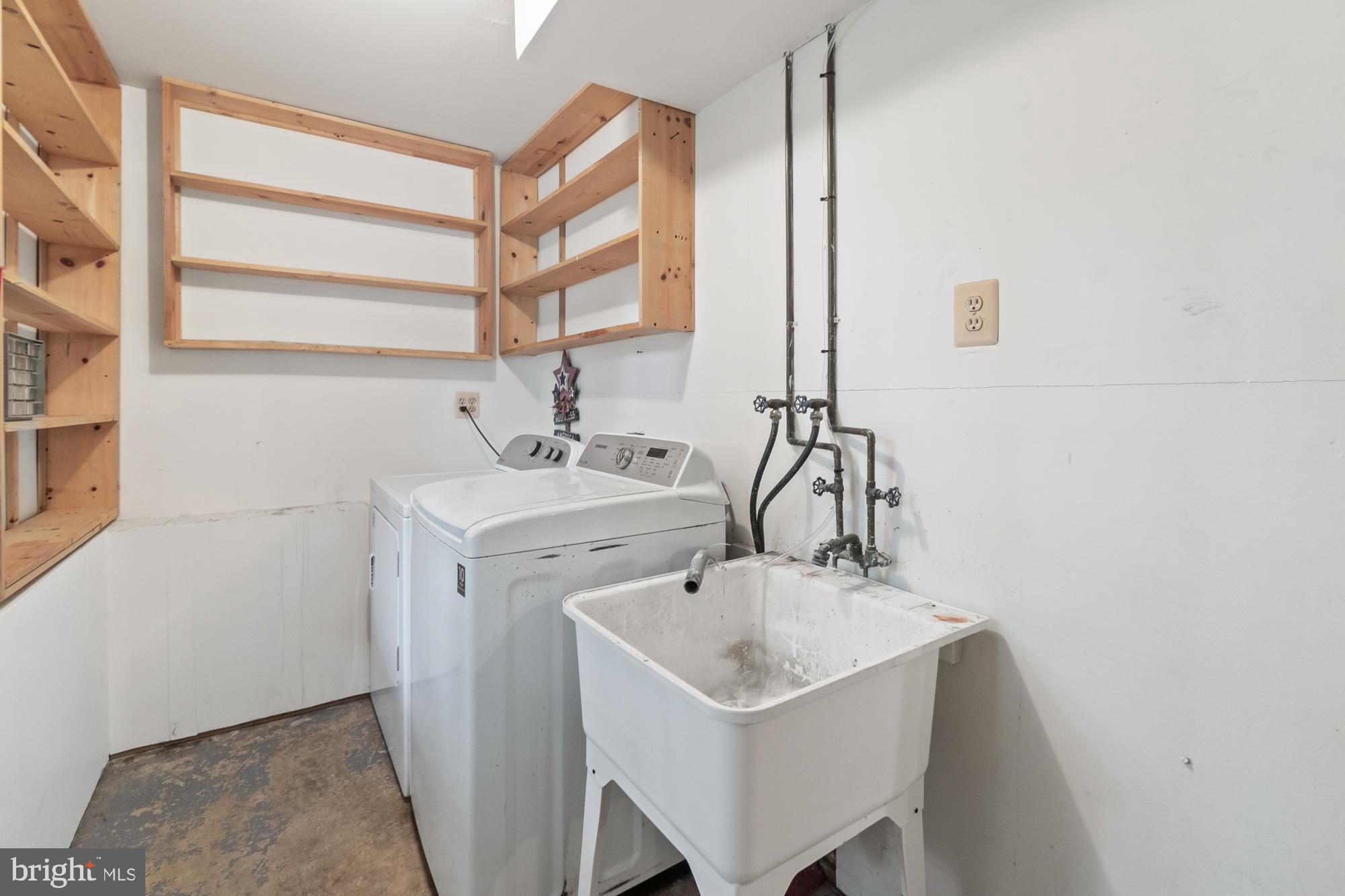 NEW MARKET WEST - Residential