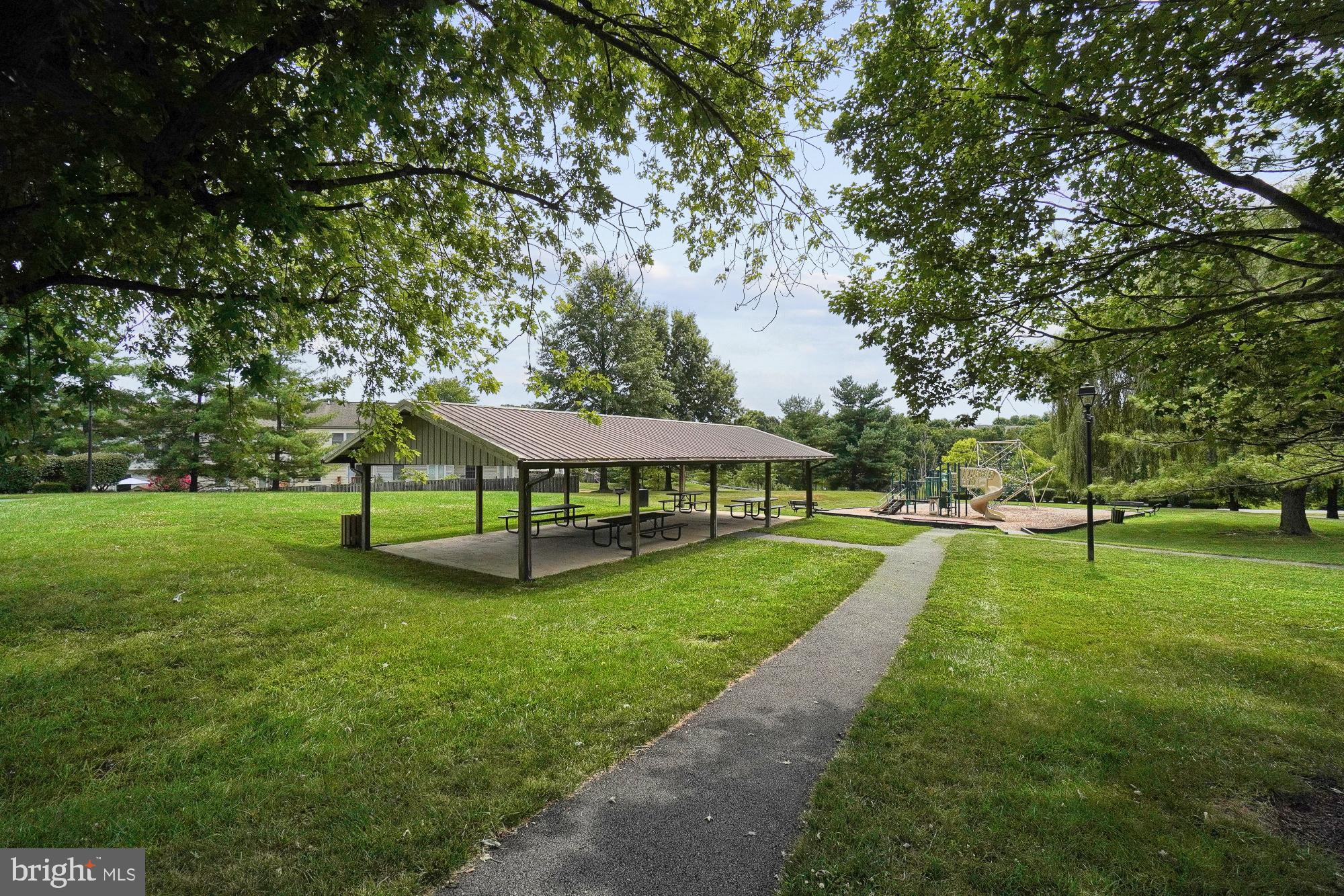 NEW MARKET WEST - Residential