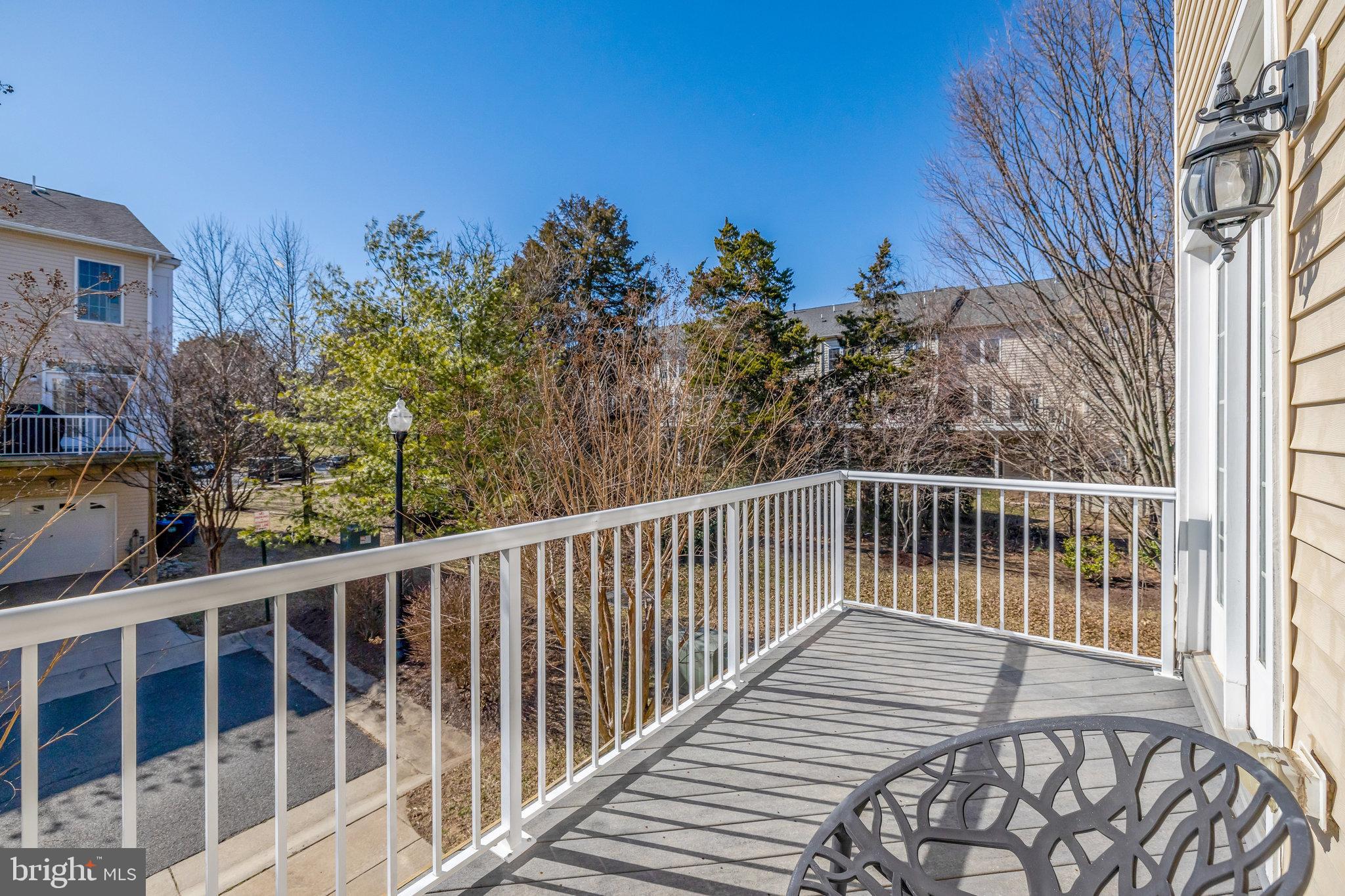 SOUTH RIDING - Residential