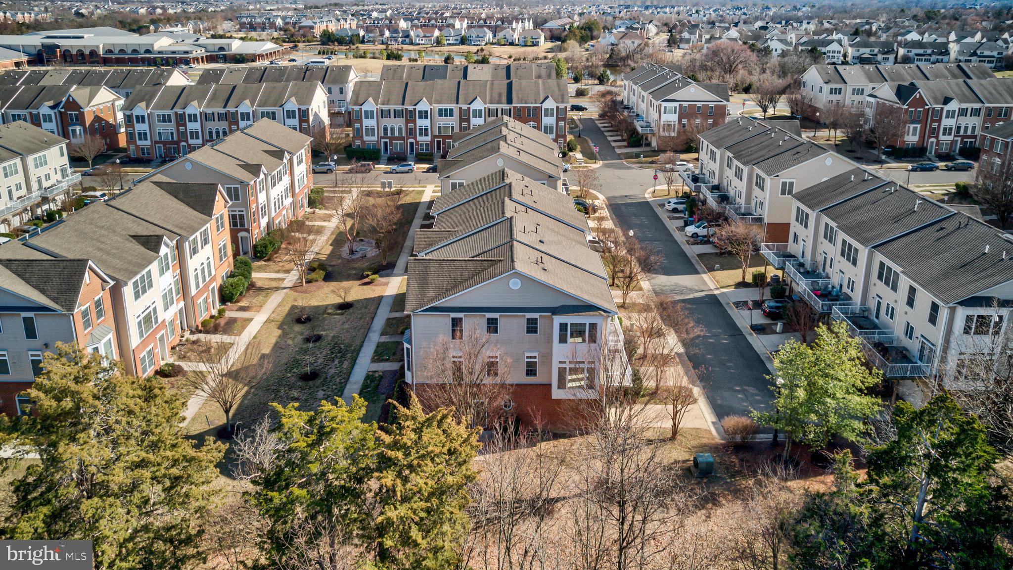 SOUTH RIDING - Residential