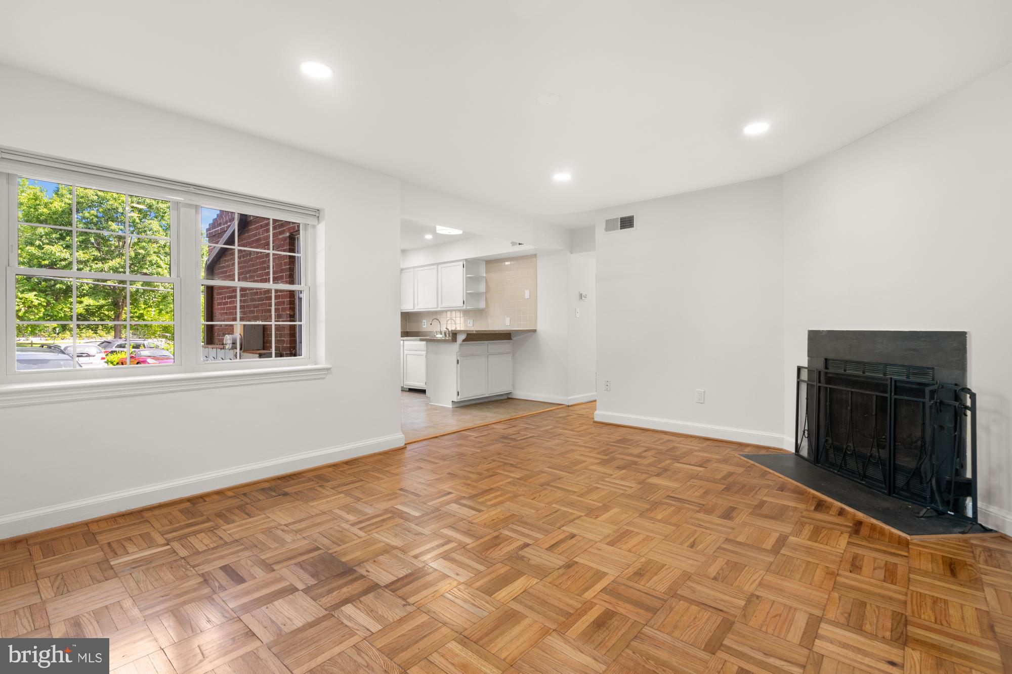 PALISADE GARDENS - Residential