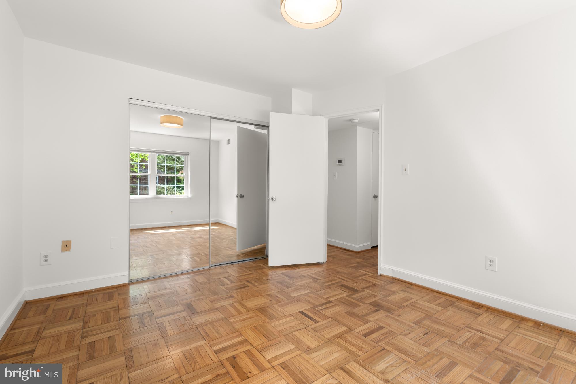 PALISADE GARDENS - Residential