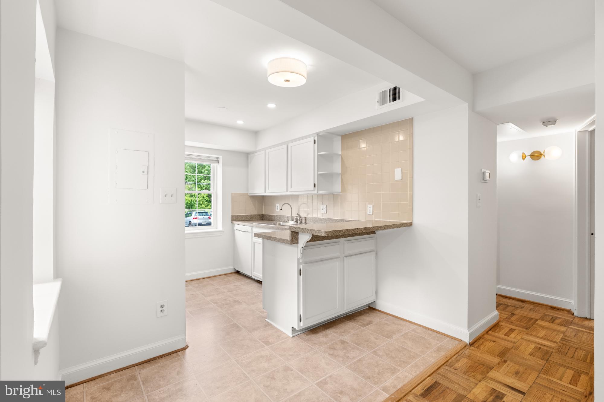 PALISADE GARDENS - Residential