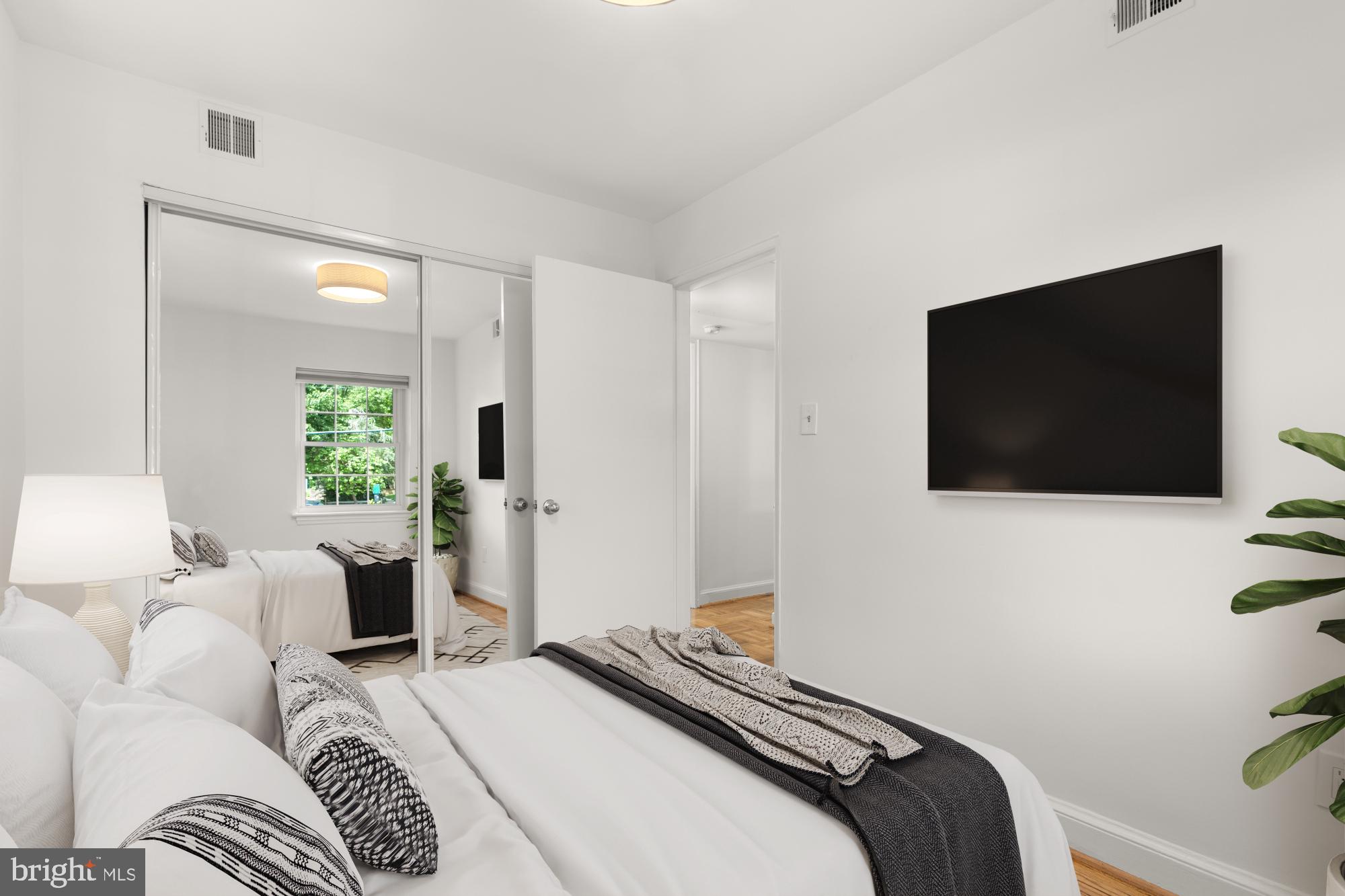 PALISADE GARDENS - Residential