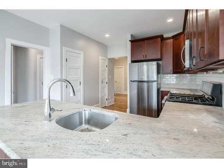 Haddonfield, New Jersey 08033, United States, 3 Bedrooms Bedrooms, ,2 BathroomsBathrooms,Residential,Active,235006