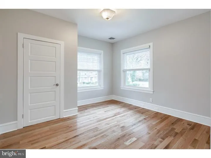 Haddonfield, New Jersey 08033, United States, 3 Bedrooms Bedrooms, ,2 BathroomsBathrooms,Residential,Active,235006