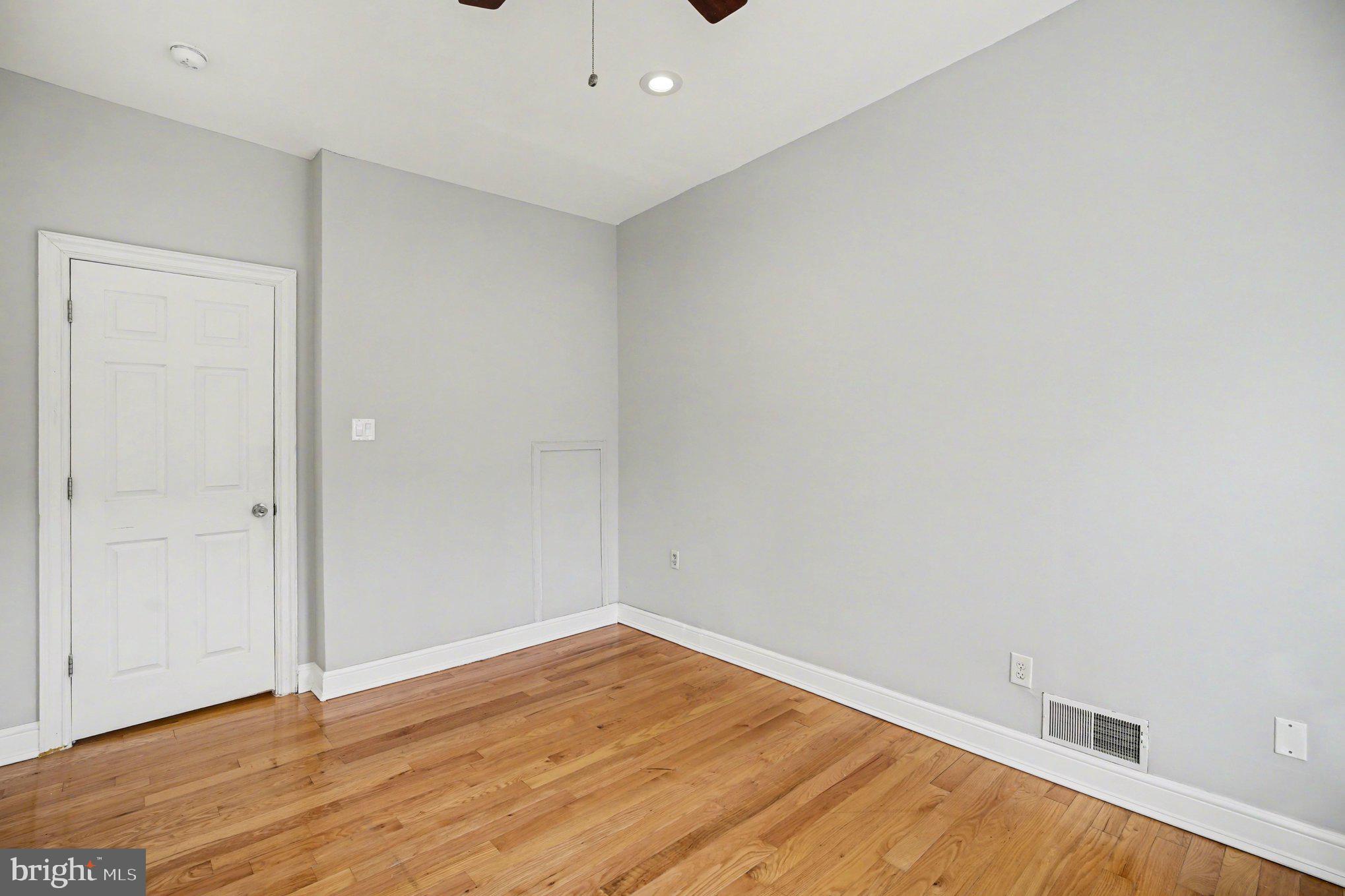 POINT BREEZE - Residential